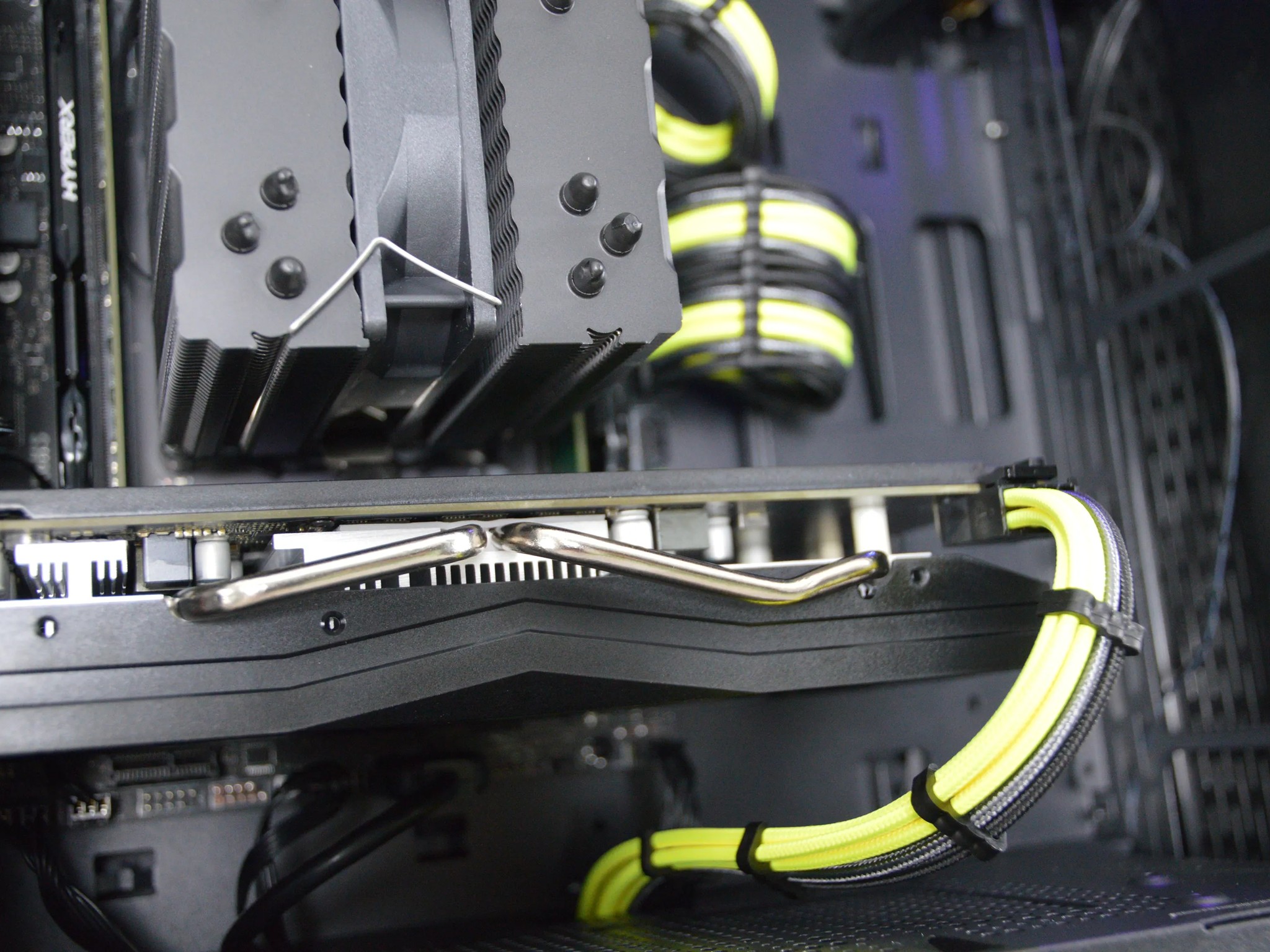 ☢️🌧️| RX 580 8GB | INTEL XEON E5 2620 V3 | 16GB DDR4 RAM | 1TB NVME SSD | Acid Rain |