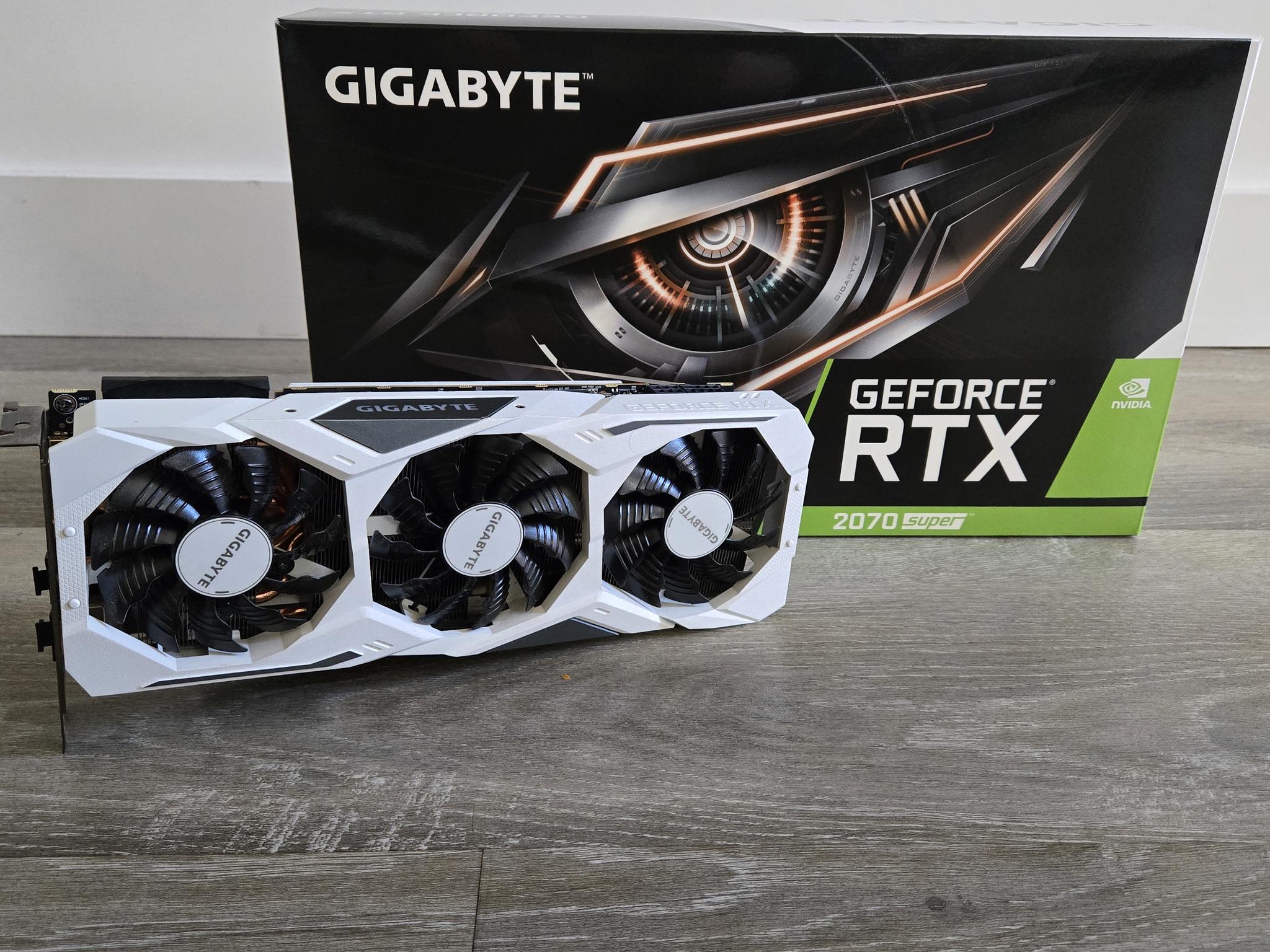 GIGABYTE GeForce RTX 2070 Super GAMING OC WHITE 8G Graphics Card