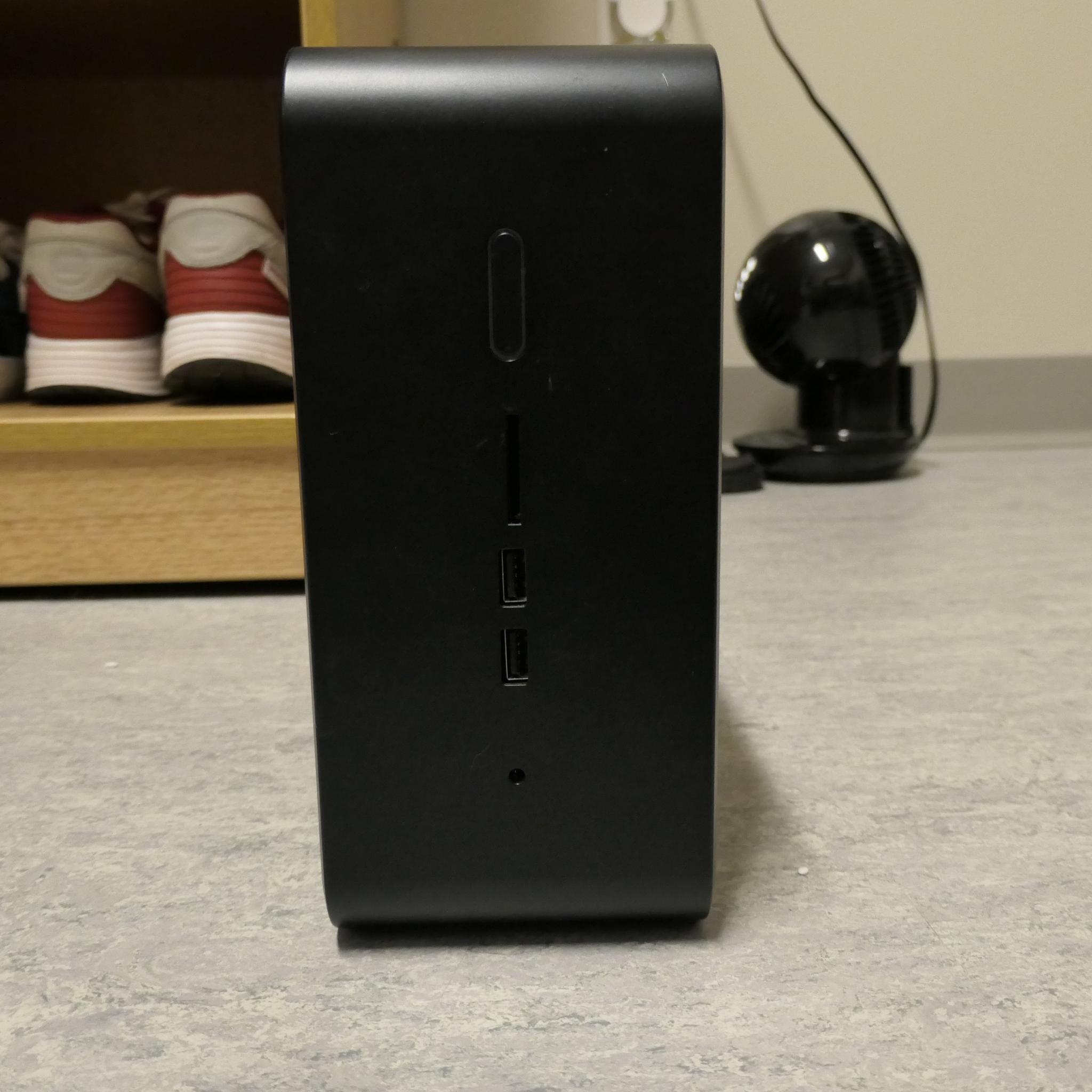 Intel NUC 9 Extreme Kit - Intel BXNUC9i9QNX1 (32GB Ram, 3TB NVME) - NO PSU