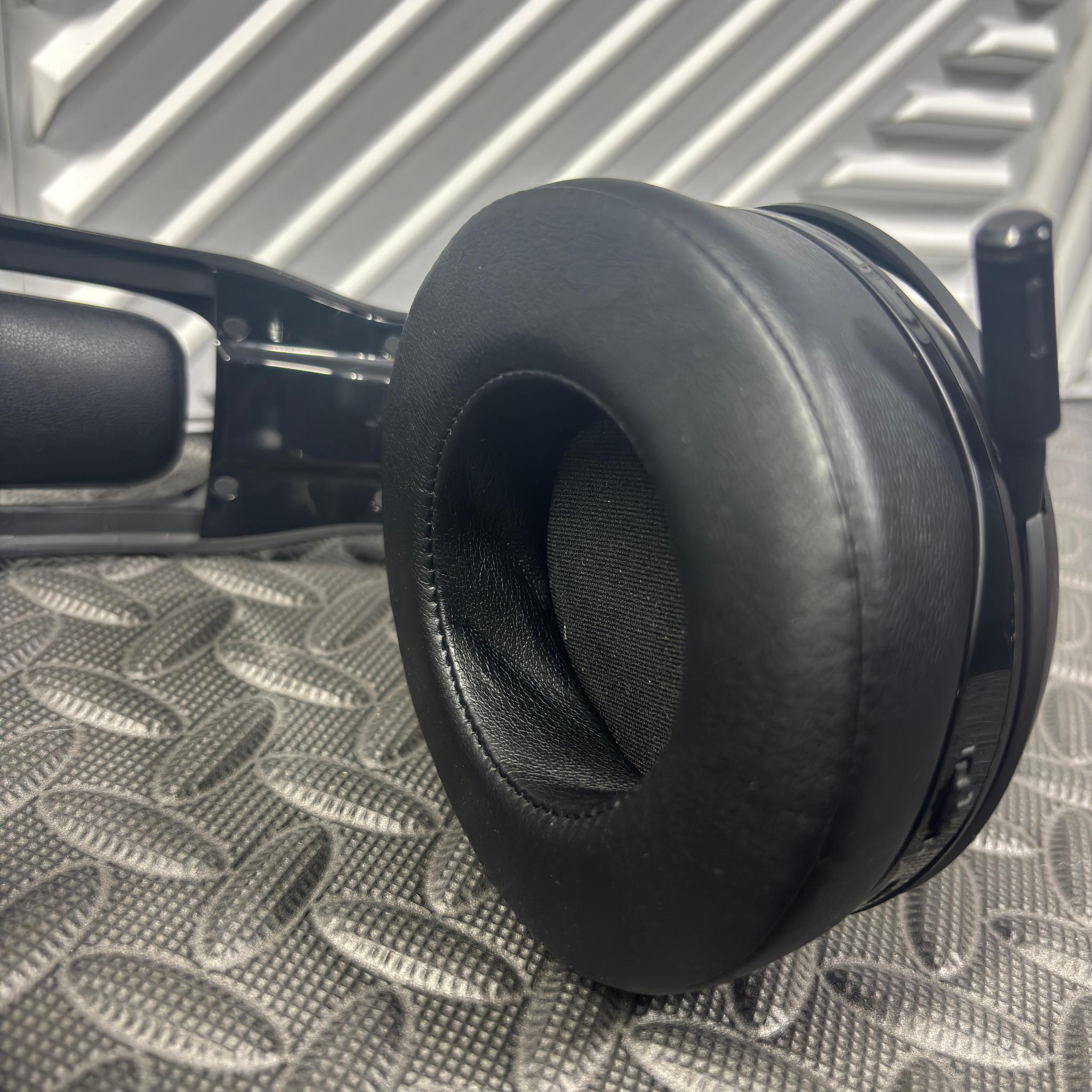 Title: Razer ManO'War 7.1 Wireless Gaming Headset – Tested Working