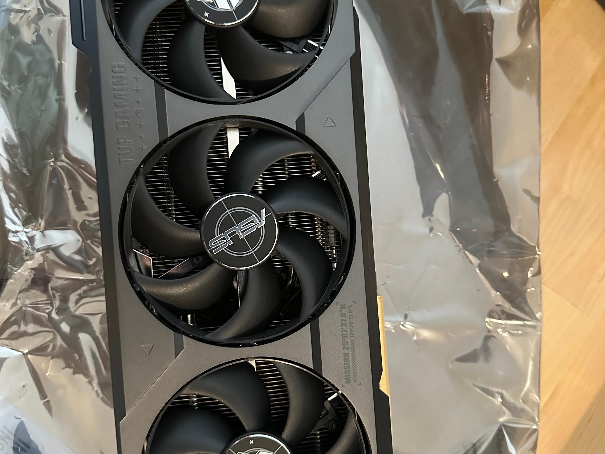 ASUS TUF Gaming GeForce RTX 4080 SUPER OC Edition