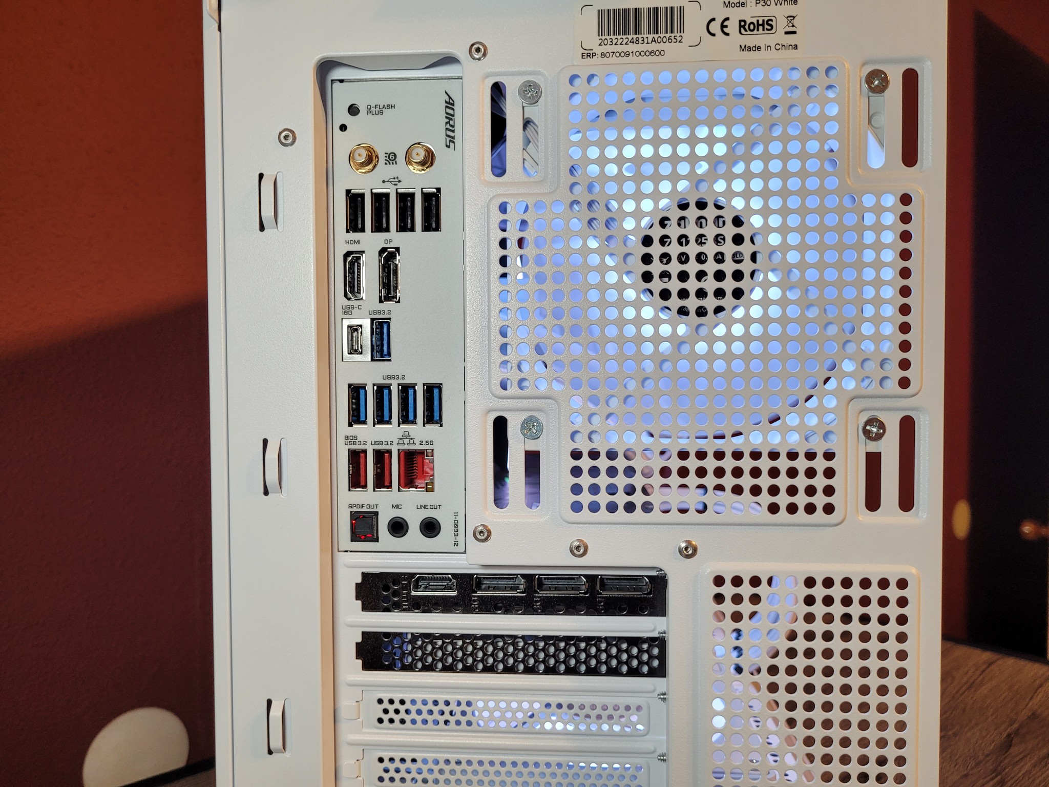 White RTX 3080 Gaming PC (Ryzen 5 7600X | 32GB RAM | 1TB SSD | WiFi 6 + BT)