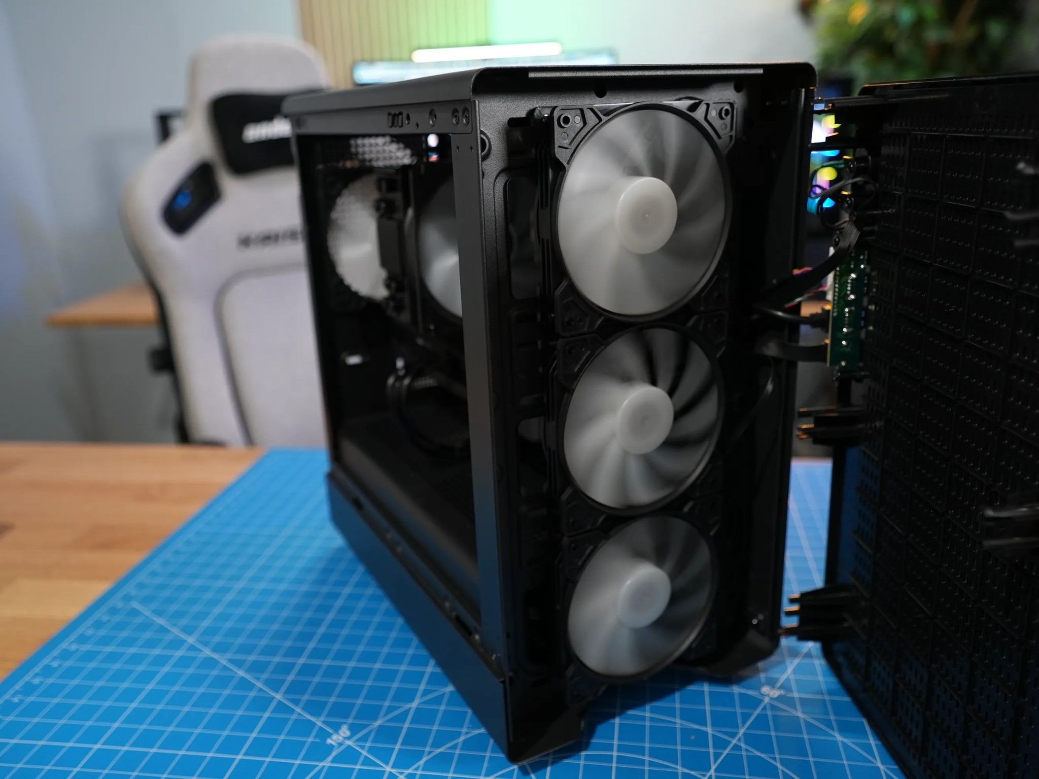 Intel ARC B580 - 1440p/1080p GAMING MACHINE!| Ryzen 5 7600x |Intel Arc B580 | 32GB DDR5 | 1TB | WIFI