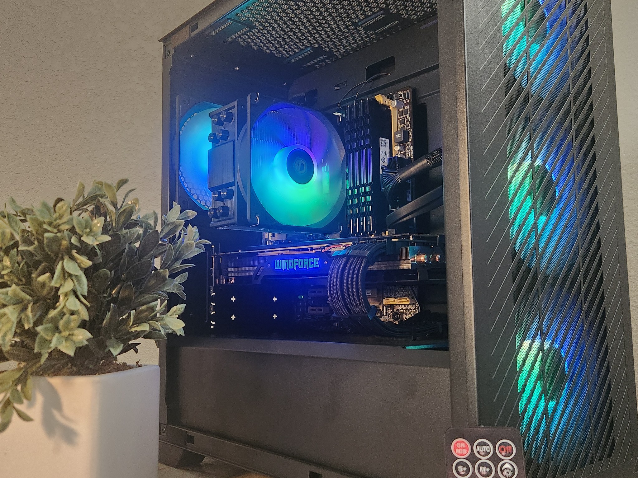 🔥🔥😎Awesome entry-level gaming PC! NVIDIA GeForce GTX 980, Intel Core I7, 32GB RAM, 500...