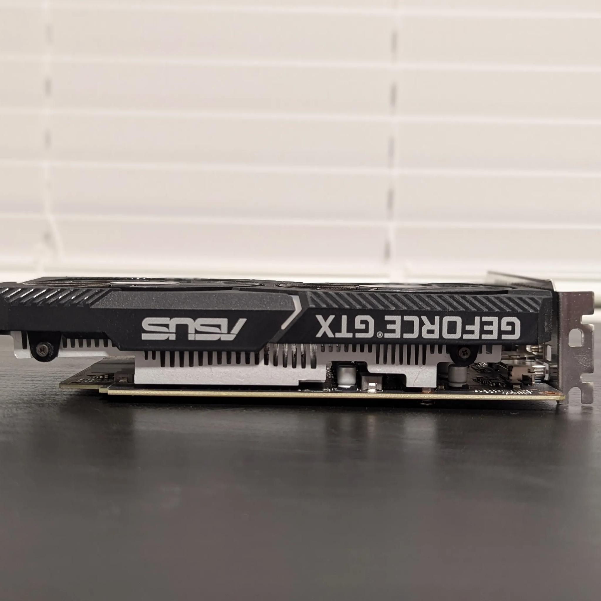 Nvidia Asus GTX 1650 4GB 6DDR6 - Original Box Included!