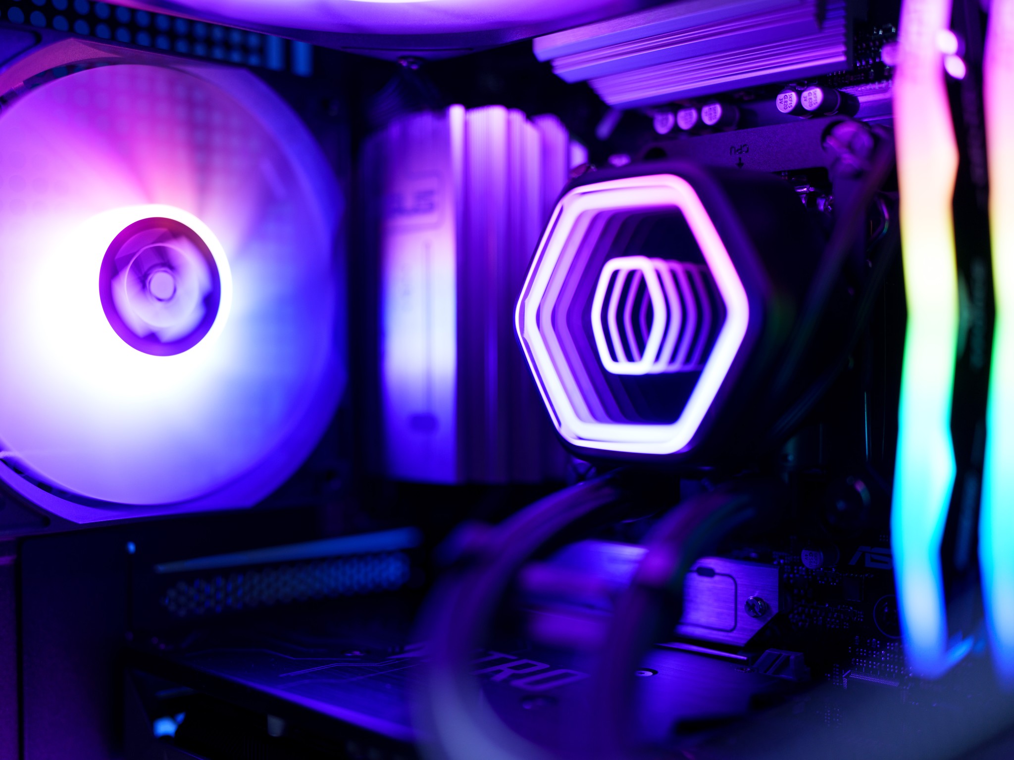 Ryzen 5 + Intel Arc B580 Gaming PC | Ryzen 5 7600x | B580 | 16GB DDR5 | 1TB Samsung m.2 | Free Game