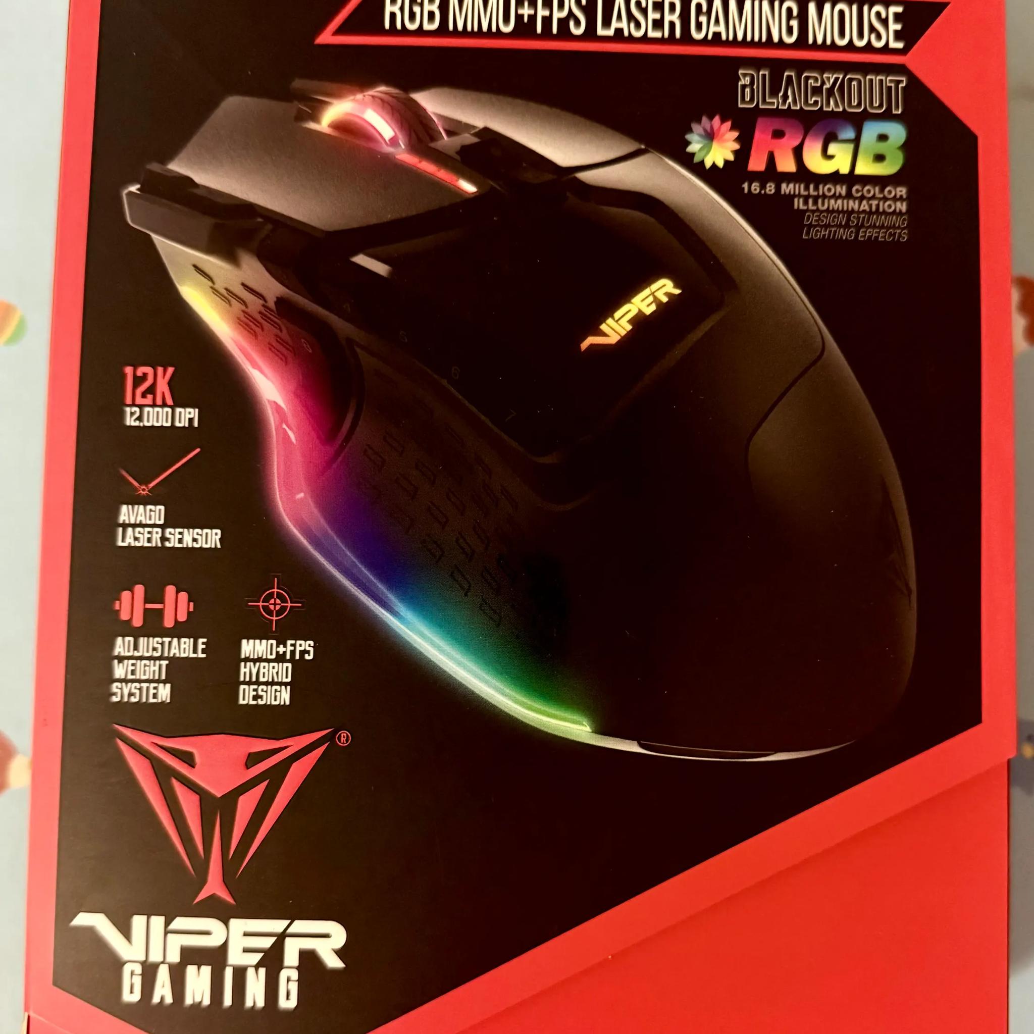 Patriot Viper Gaming V570 RGB Blackout Gaming Mouse