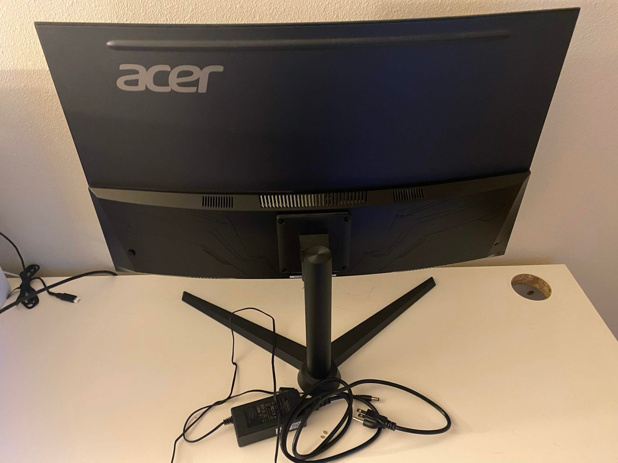 32" 1440p Curved Gaming Monitor