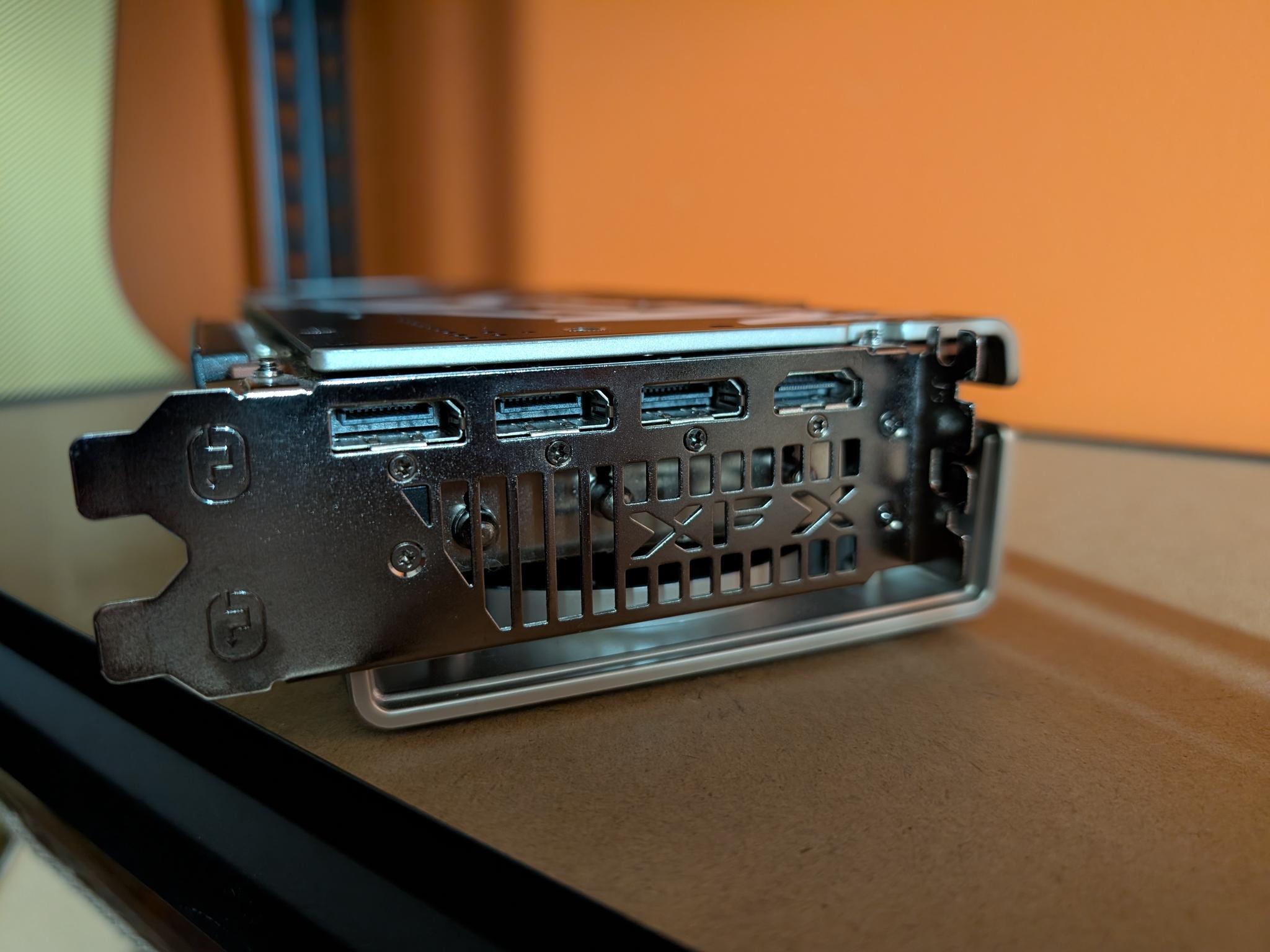 XFX Speedster MERC319 Radeon RX 6800 XT Black Edition - Image 4