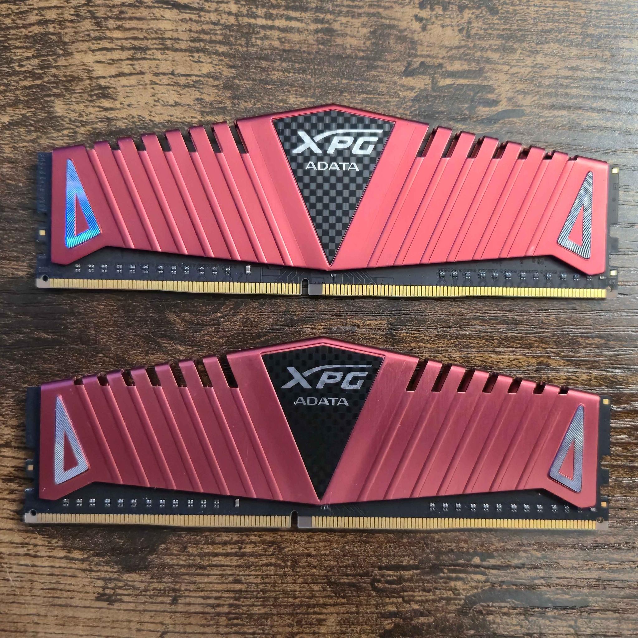16gb (2x8) Adata XPG DDR4 3000MT