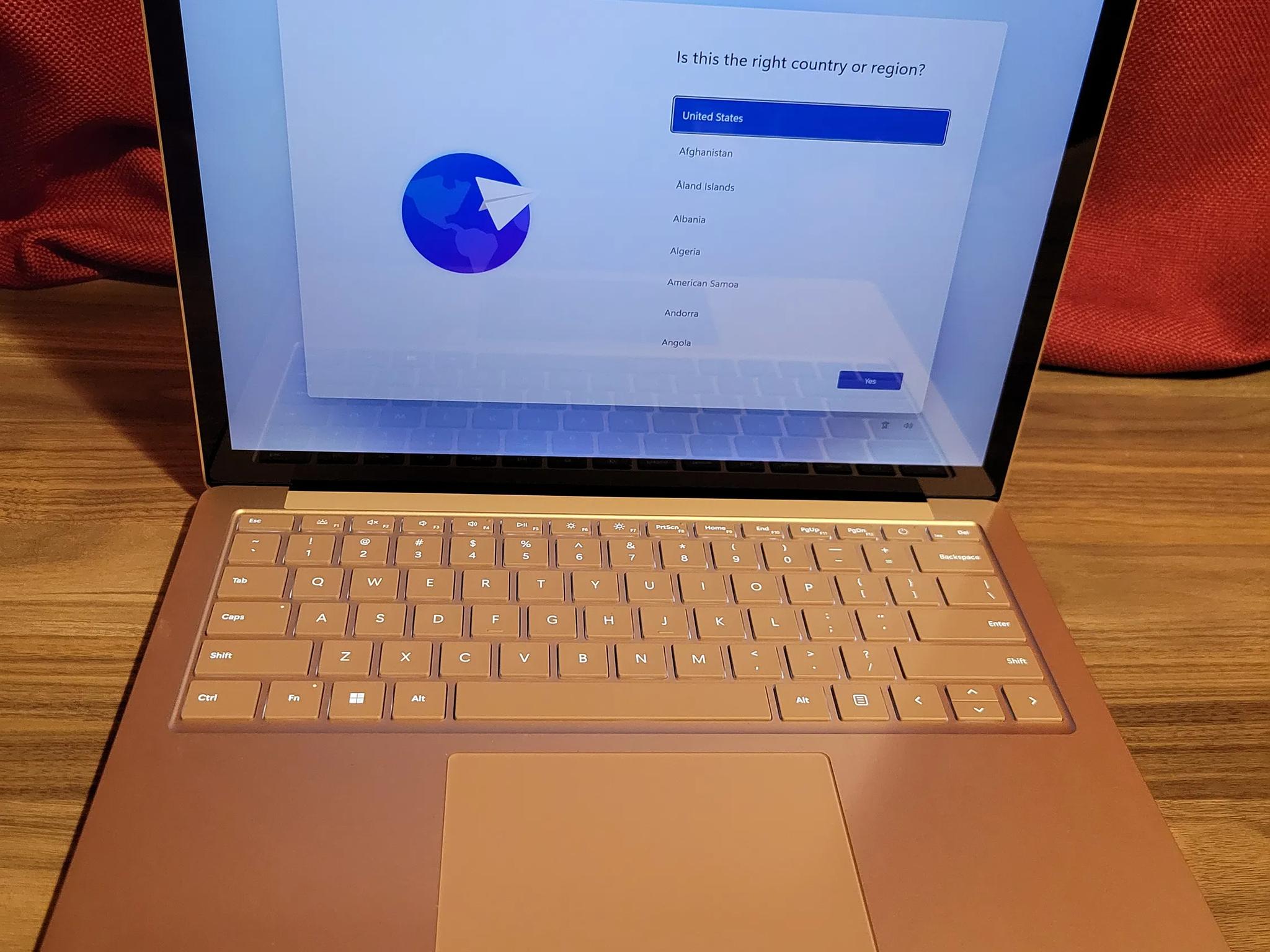 Microsoft Surface Laptop 5 - 512gb ssd - 13.5" 2k touch screen - intel i5