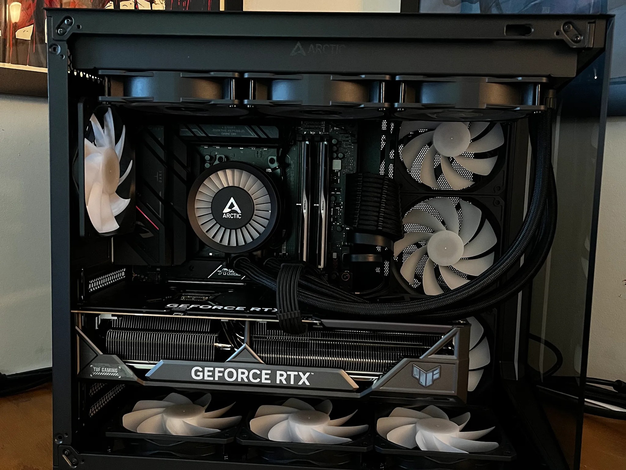 Dark Energy - RTX 4080 OC | Ryzen 7 7800X3d | 32GB DDR5 @6400MT/s | 4TB NVME | 1000W Platinum