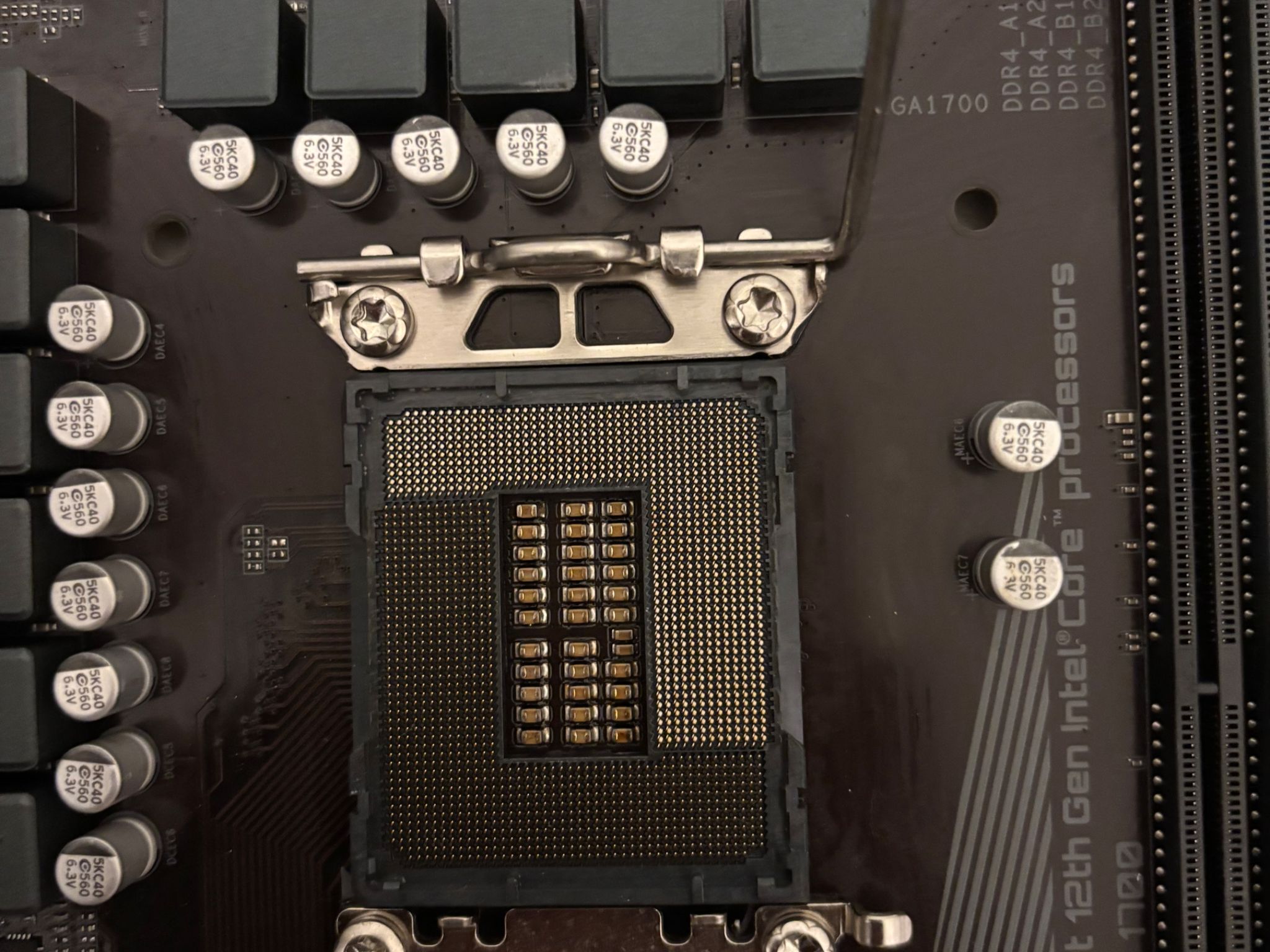 GIGABYTE B660 DS3H AC DDR4 (LGA 1700/ Intel/B660/ATX/DDR4/ Dual M.2/ PCIe 4.0)