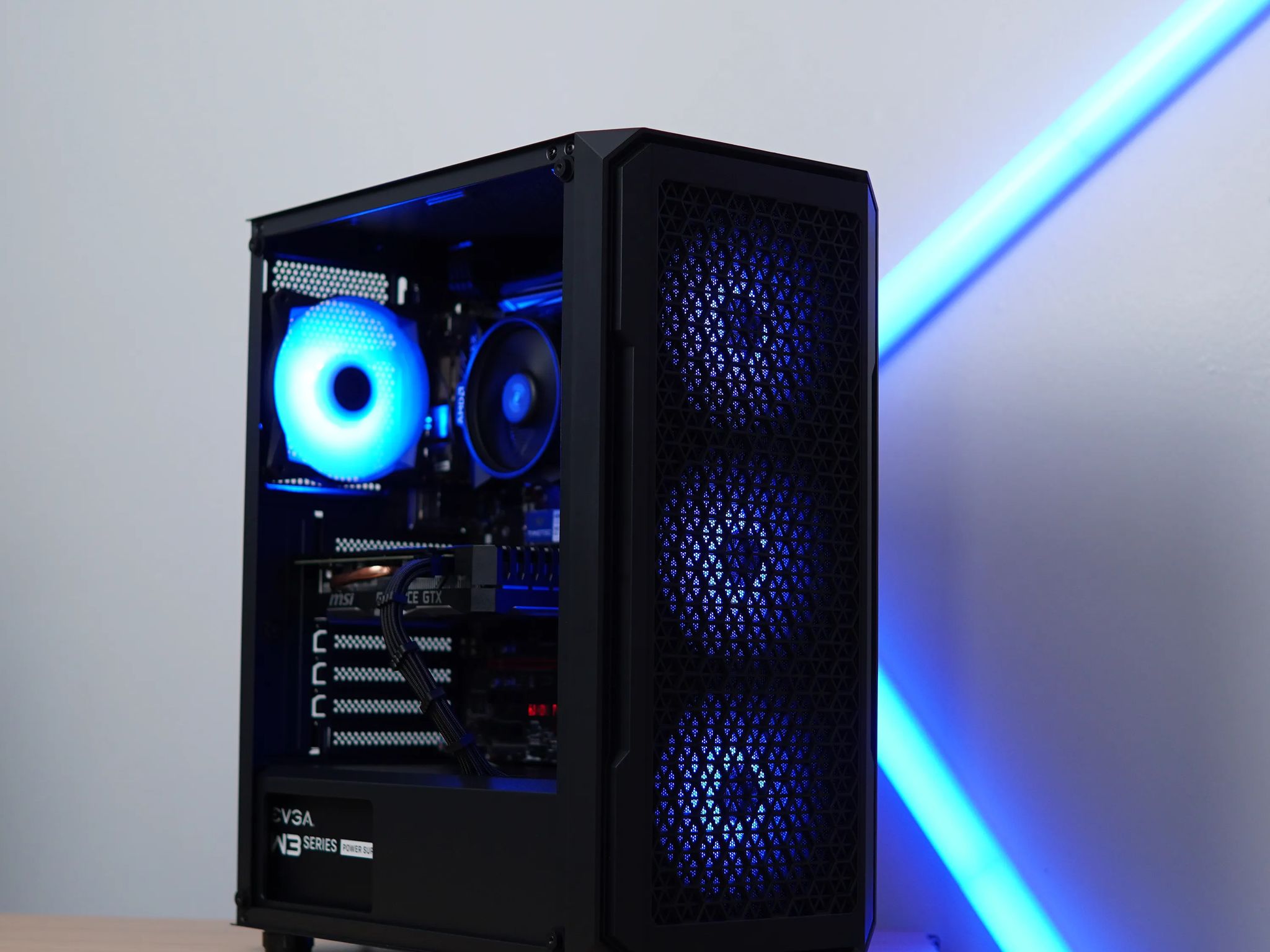 Gaming Pc (Ryzen 5 2600 + Gtx 1660 Super + 16gb ram)