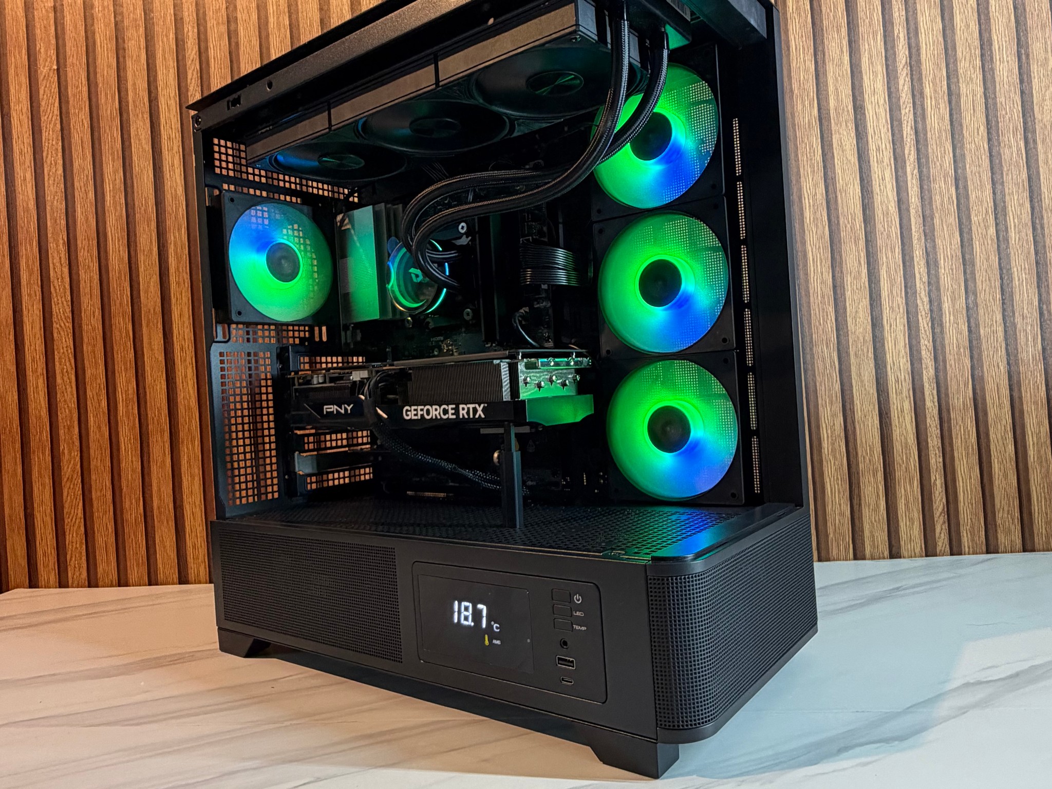 RTX 5070 TI 16GB | RYZEN 5 9600X | 360MM AIO | 1TB SSD | 750W