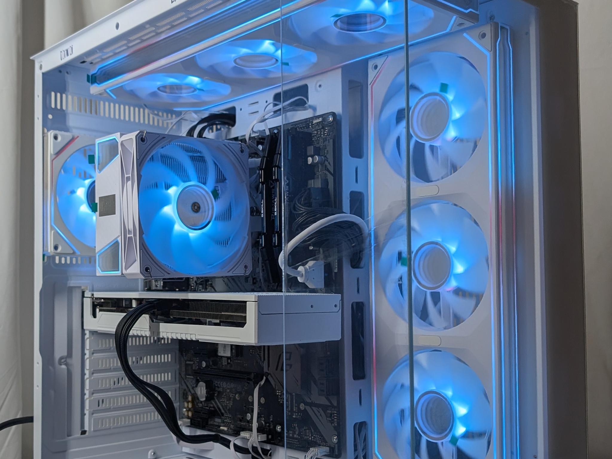RTX 3070 | RYZEN  5 3600 | 32GB DDR4 | 1TB NVME | 750W PSU