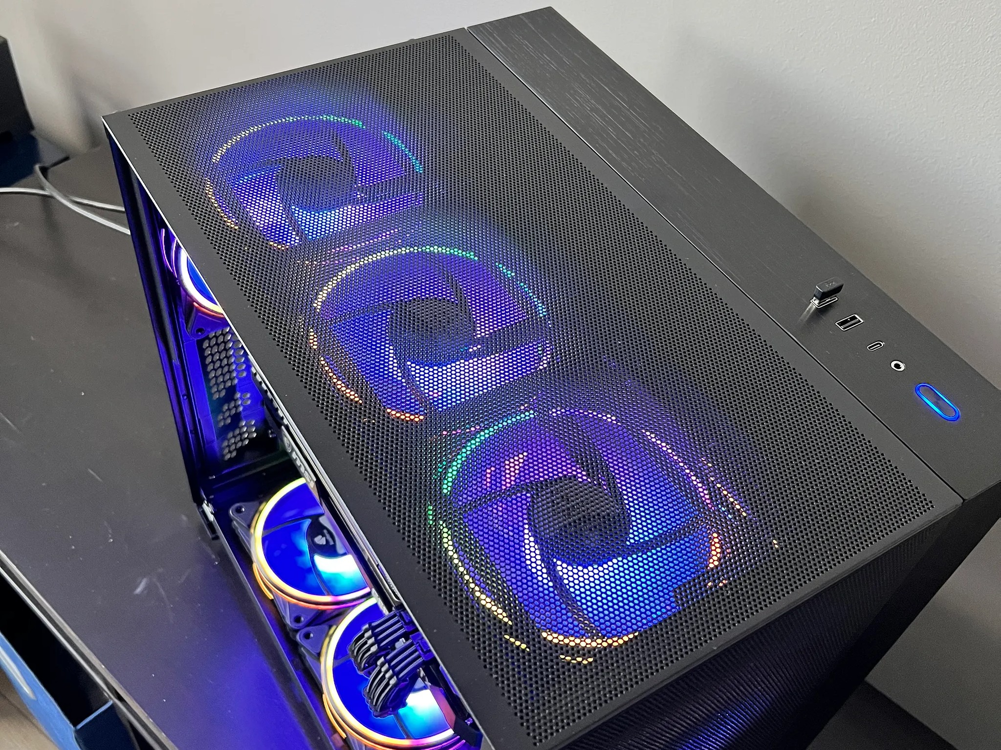 Ryzen 7 5800X3D | RTX 3080 | Pro Gamer