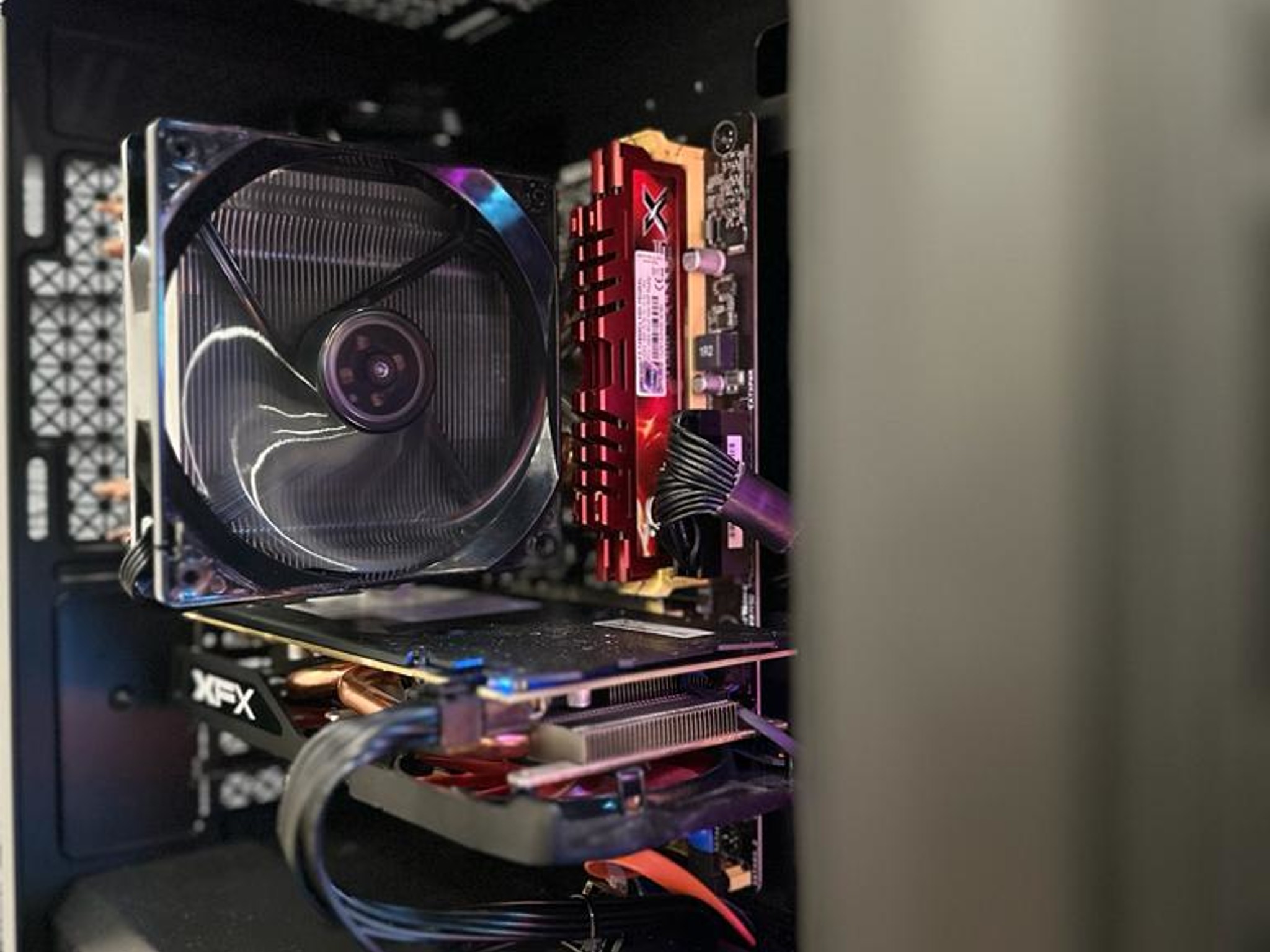 Intel i5/RX 570, 16GB RAM, 240+1TB SSD, 500W Budget Static RGB Gaming PC