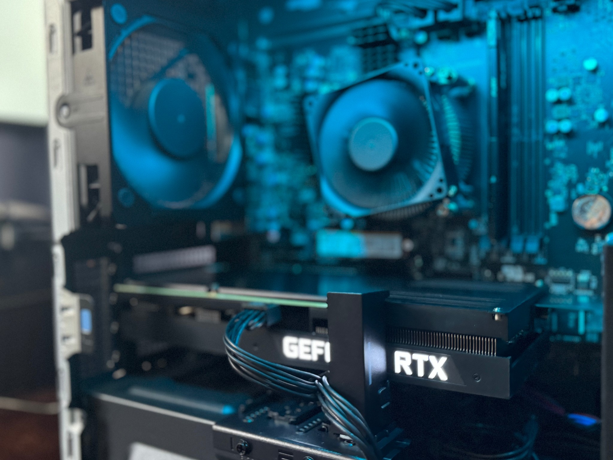 OVERSTOCK SALE 👽Alienware R14 - RTX 3070 + Ryzen 7 5800