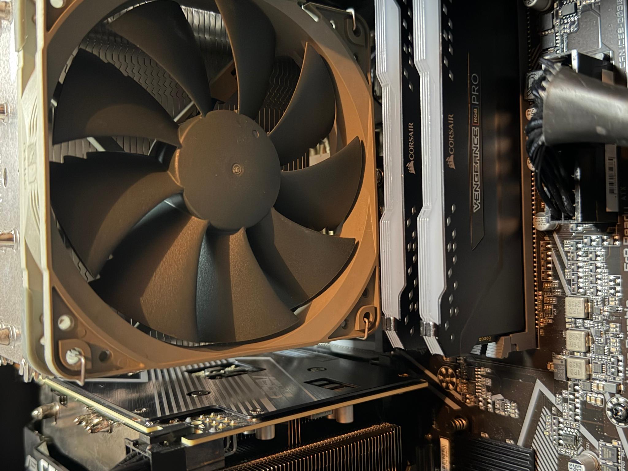 👾 STATIC | RYZEN 5700G | 3060 12GB| 32GB DDR4 | 1TB SSD | BT/WIFI