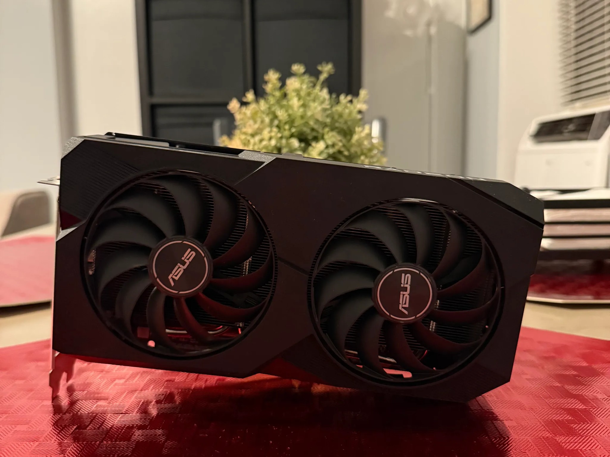 ASUS Dual Radeon™ RX 6600 8GB GDDR6 - Lightly Used