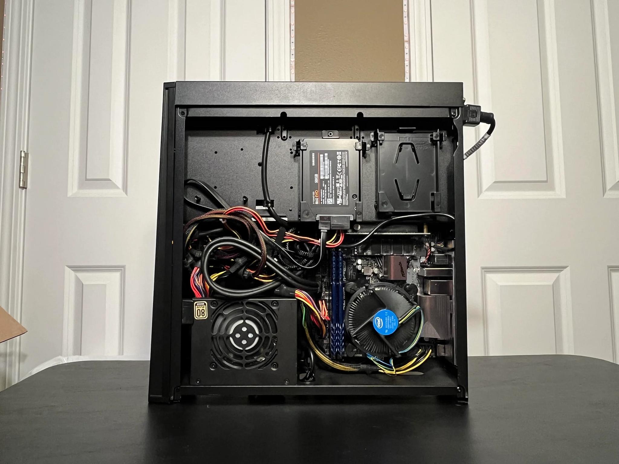 SFF PC | I3 10TH GEN | GTX 1070 8GB | 16GB RAM | 750GB