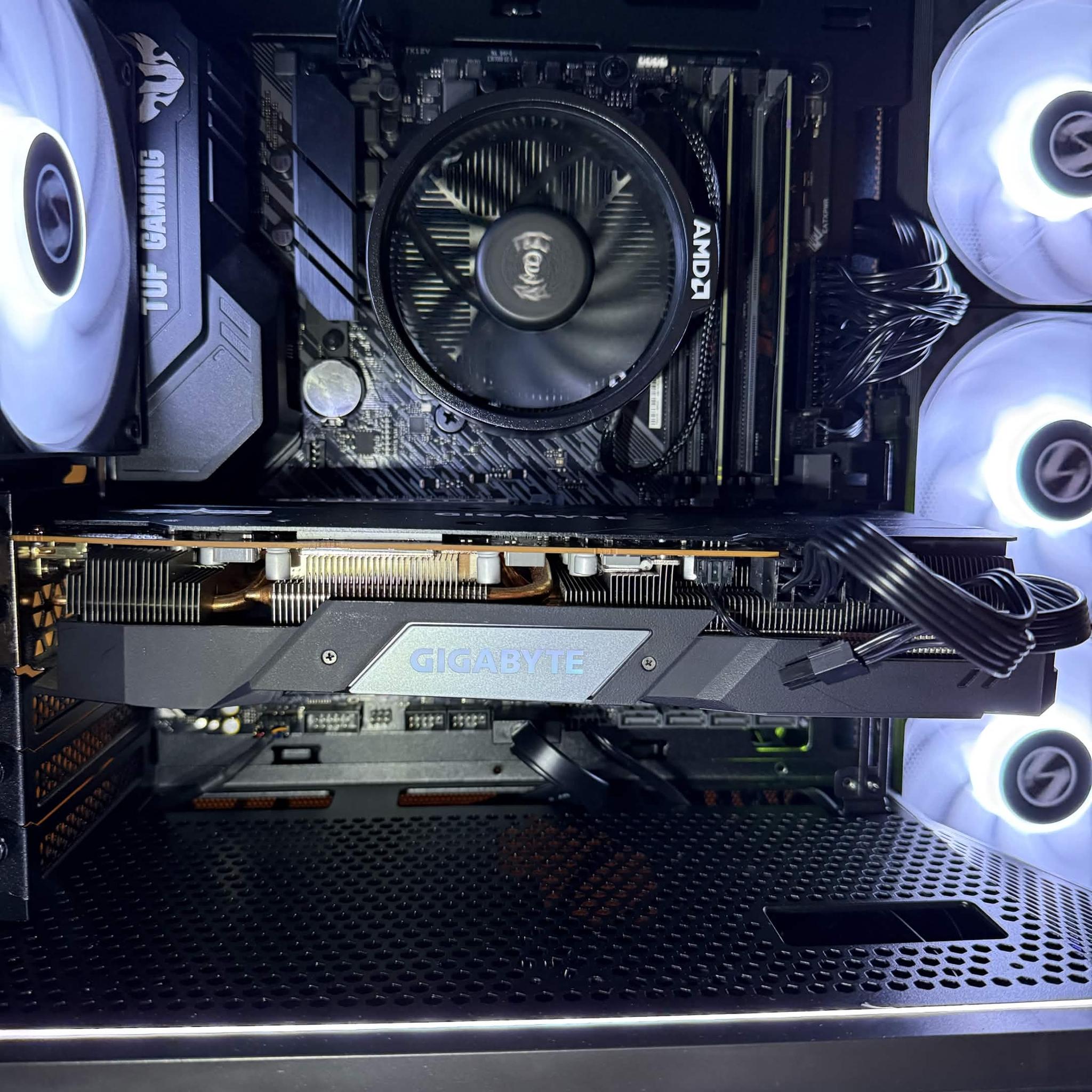 Gaming PC | RX 5700XT | Ryzen 5 5500 | 16GB RAM | Windows 11