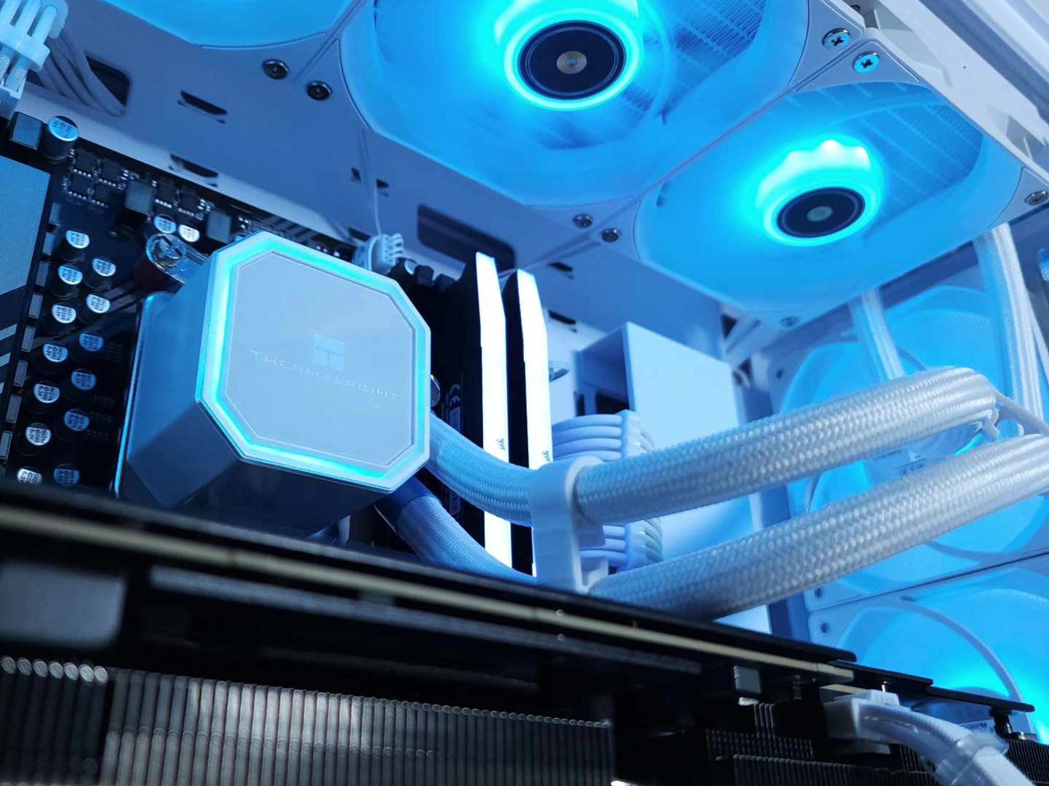 💙🤍RTX 4080 || Ryzen 7 7800X3D || 32GB 6000MHz || 2TB NVMe SSD || FREE SHIPPING 4K Gaming PC
