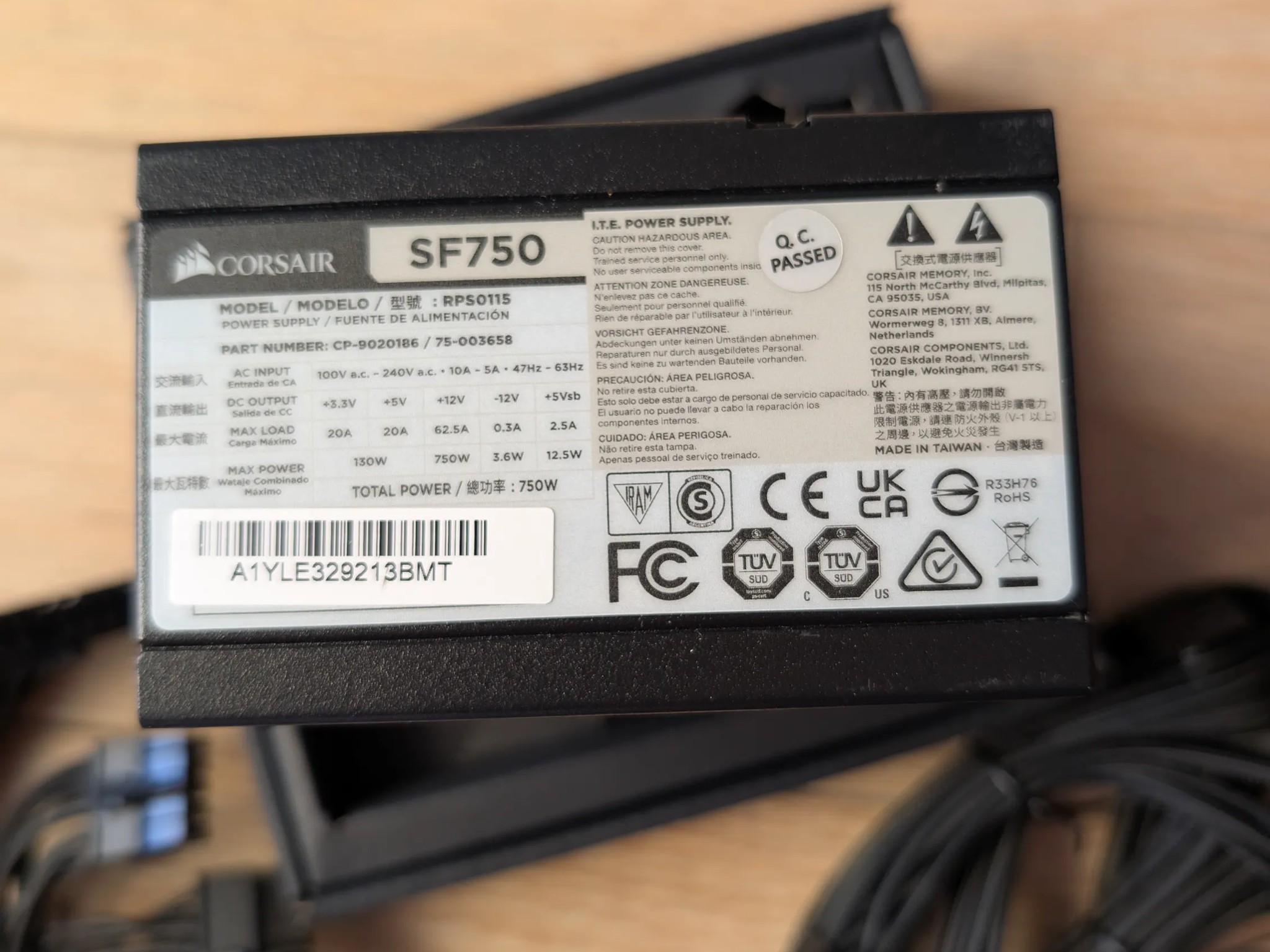 Corsair SF750 ATX 2.4