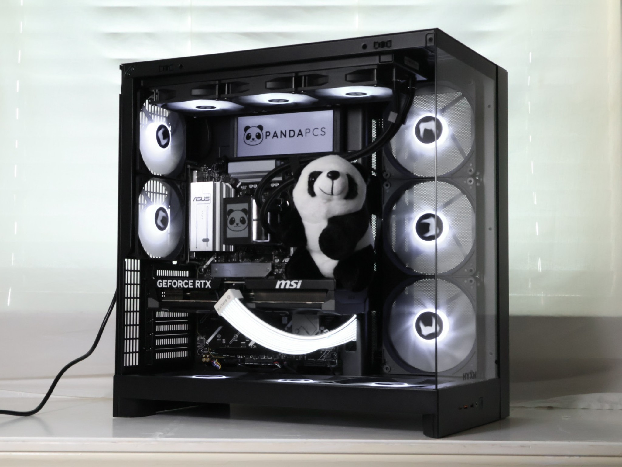 🐼Astral Panda | RTX 5070ti Ryzen 7 7800x3d 🐼