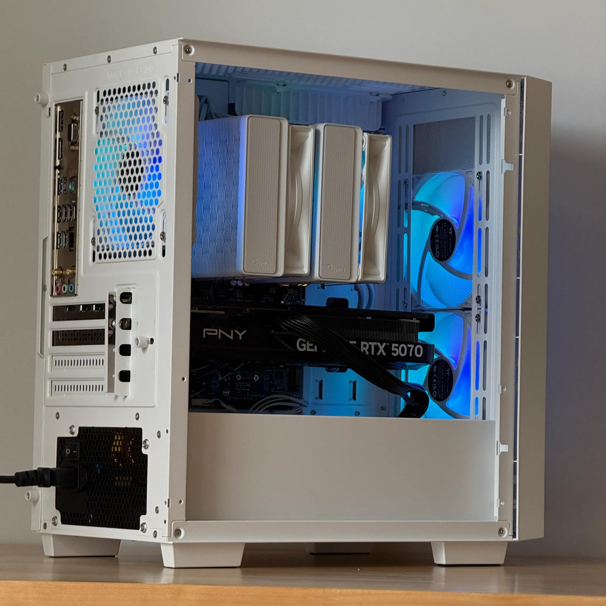 Ryzen 5 7600X3D RTX 5070 Gaming PC