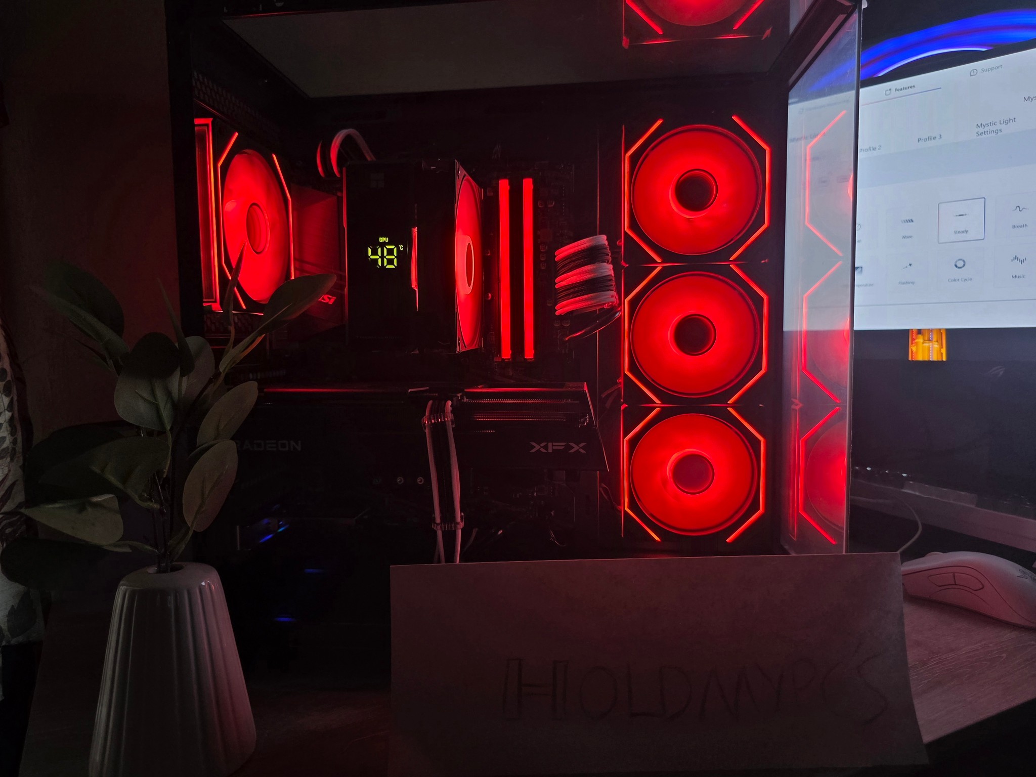 Gaminc PC! Ryzen 9060XT, 5700X, 1TB SSD, 32GB DDR4, RGB