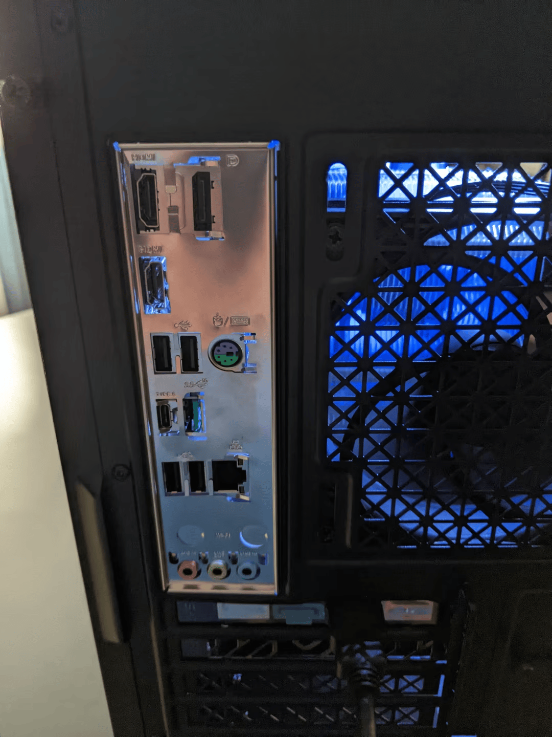 Budget Bill Junior - Sapphire Pulse RX 6600 | Intel i5 11400F | 16GB 3200MHz CL16 RAM | 1TB NVME SSD