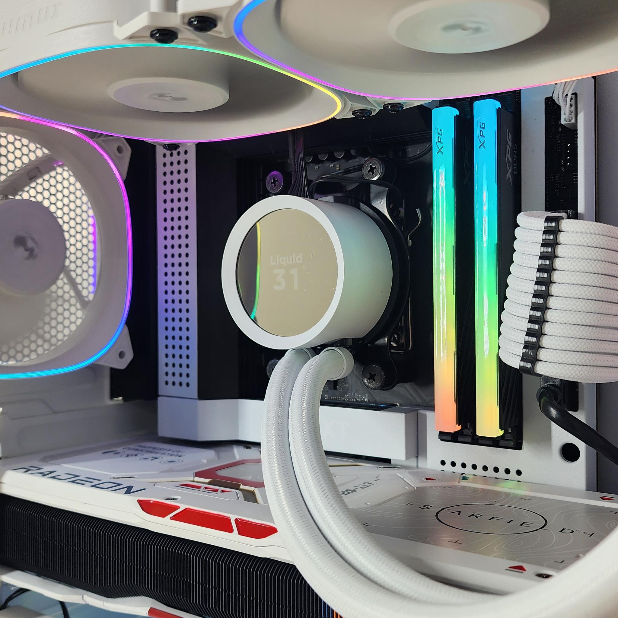 Gaming PC Ryzen 7 7800X3D 32GB RAM 2TB SSD RX 7900 XTX 24GB Windows 11 Computer