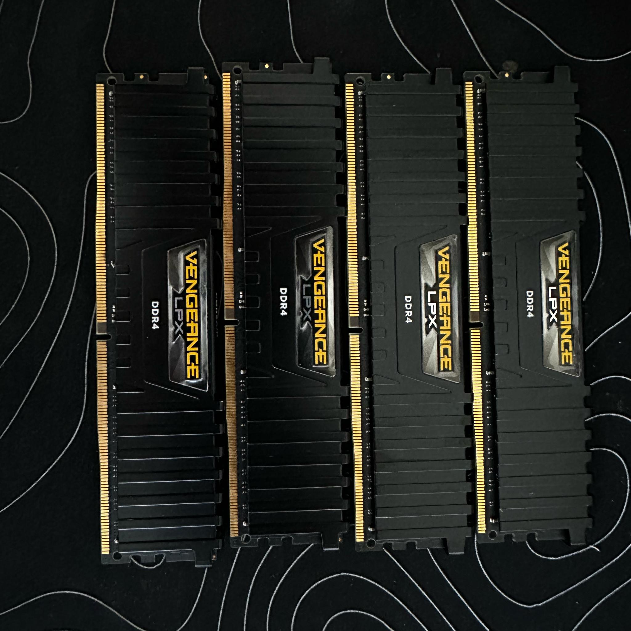 Corsair Vengeance LPX 32GB (4 x 8GB) DDR4-2400