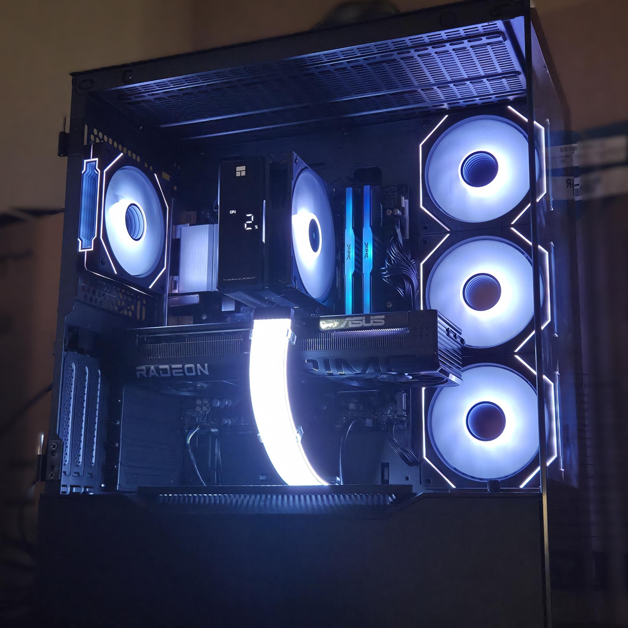 Magmadar!🔥– Ryzen 7 5800XT • RX 9060 XT • 32GB DDR4 • 1TB Gen4 NVMe • Temp Display