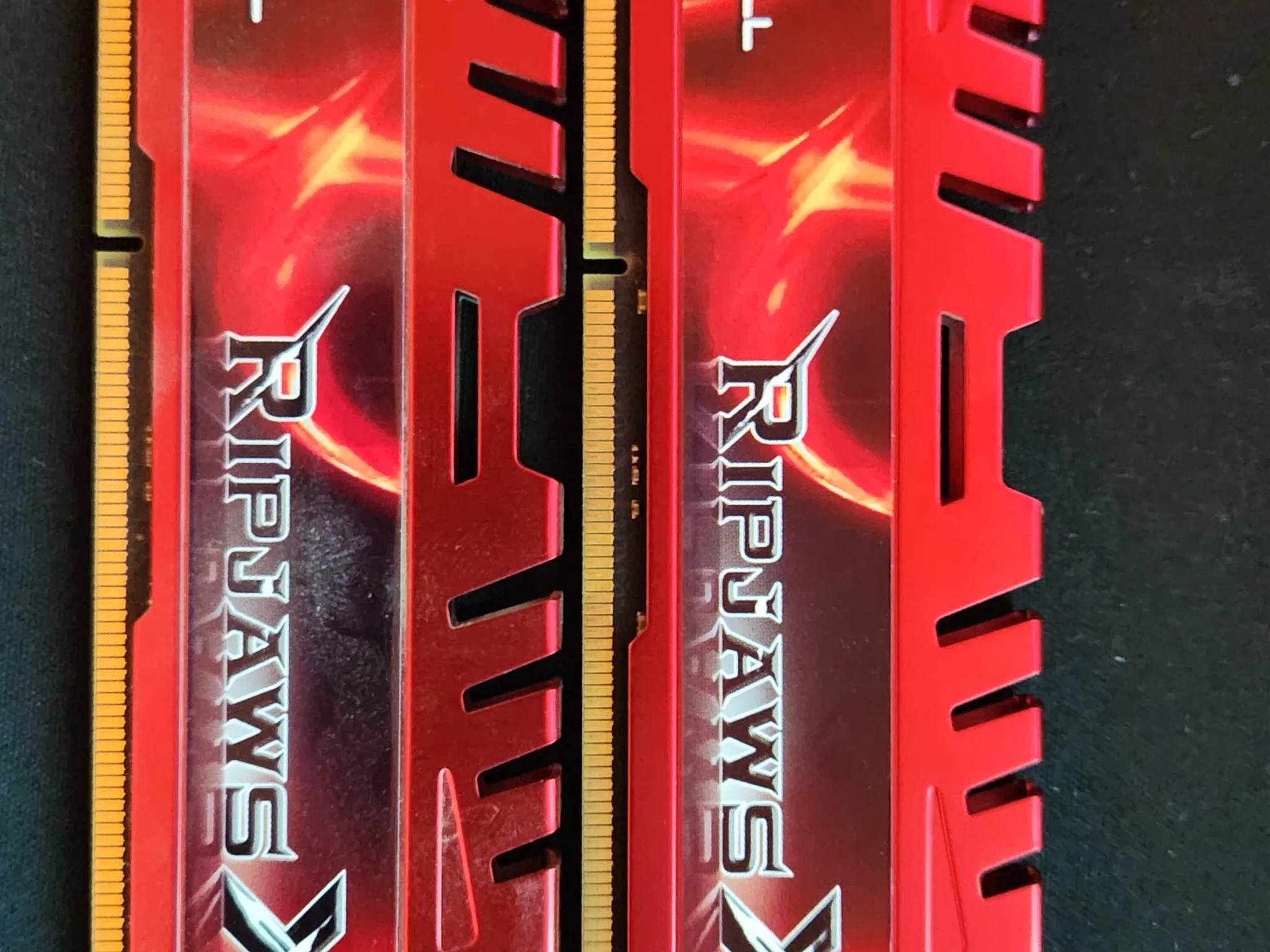 G.skill DDR3-1600 RAM 16gb 2x8