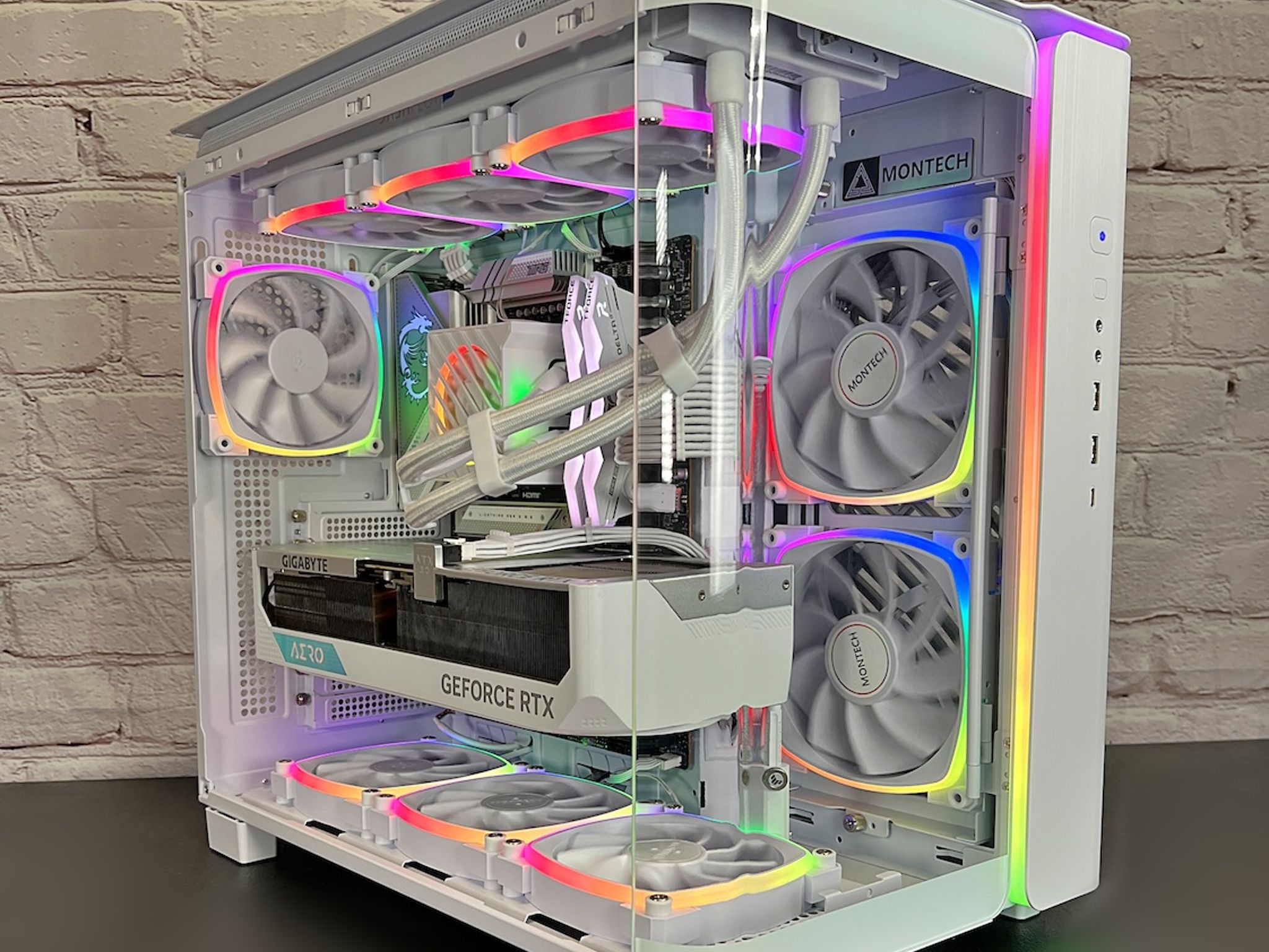 Ryzen 7 7800X3D RTX 4080 Aero 32GB DDR5 2TB M.2 WIFI 6E WIN 11 Pro Gaming PC
