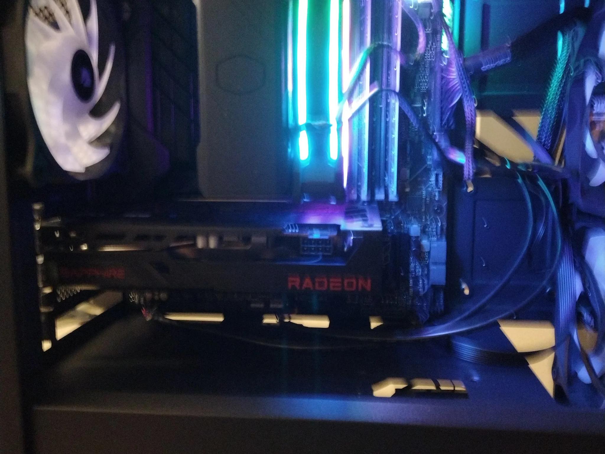 Sapphire Dual Fan AMD RX 6600