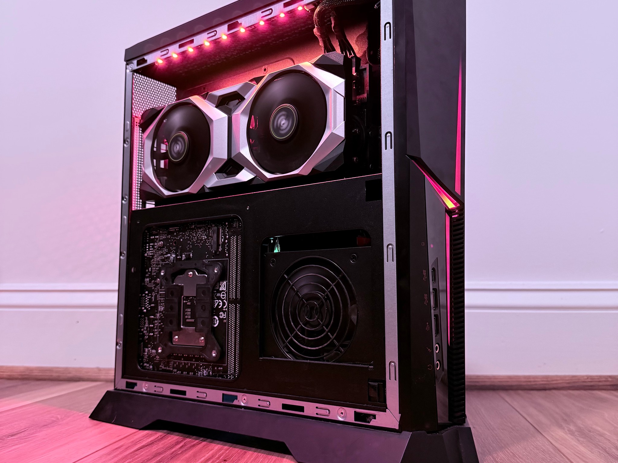 ⚫️"Abyss Nova"⚫️ | 1080/1440p Gaming | RTX 2080 Ti | Intel i9 9900kf | 16GB Ram | 512gb NVMe SSD