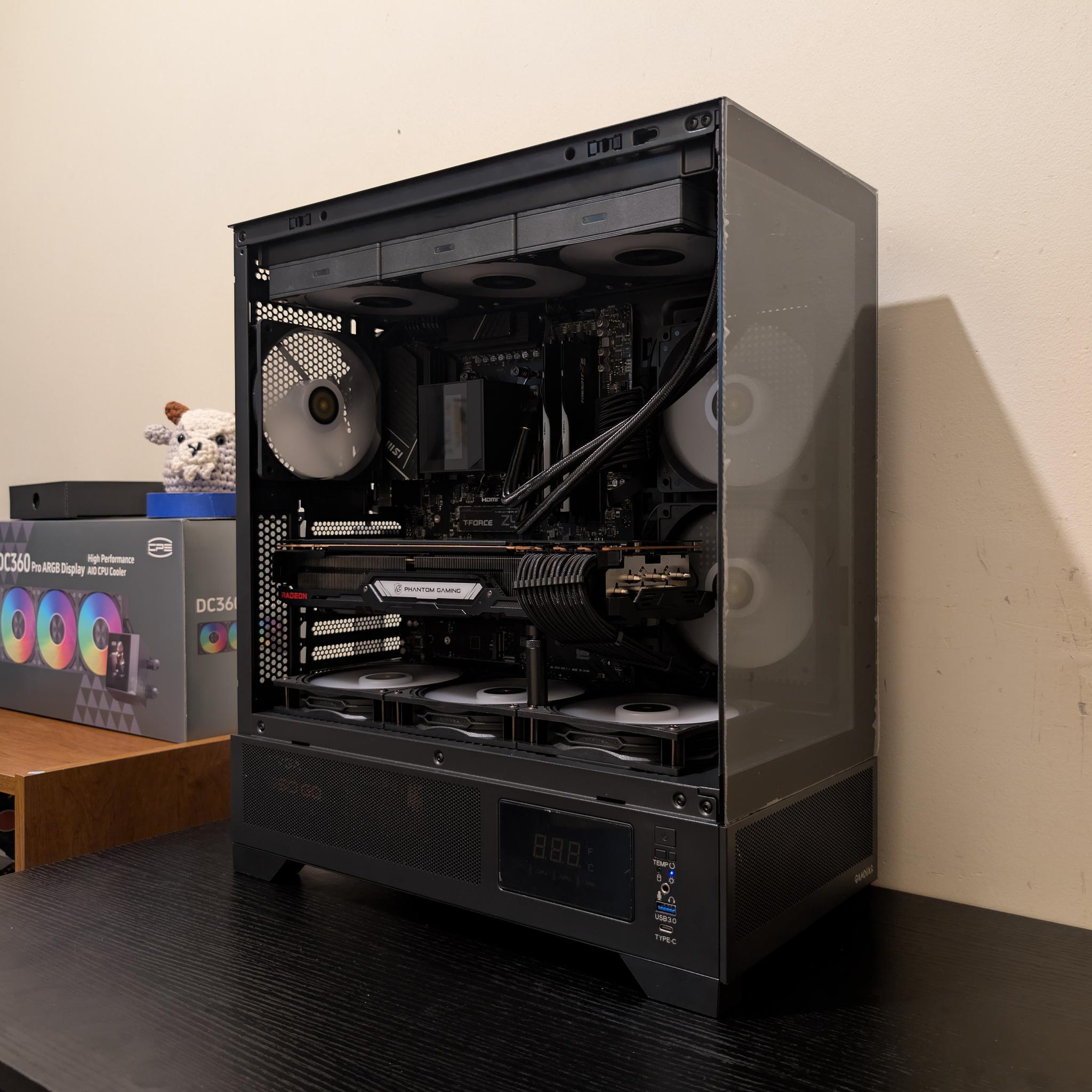 🔥🐦‍⬛ 1440p Gaming Beast | RX 6950XT | Ryzen 7 7700X | 2TB SSD | 32GB RAM | WiFi 6 & Bluetooth 🐦‍⬛🔥