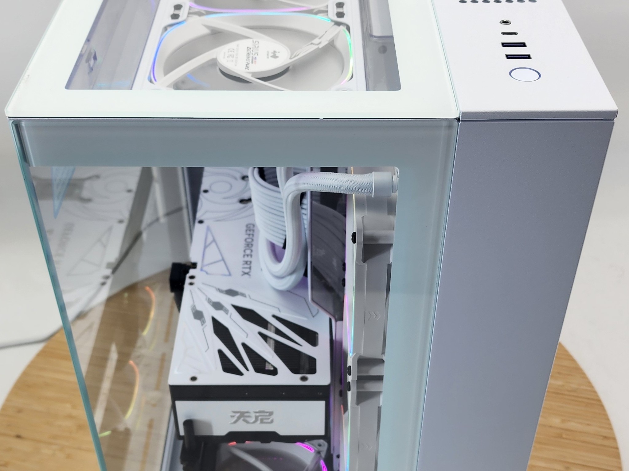 Gaming PC Ryzen 9 9900X 32GB RAM 2TB SSD RTX 5080 16GB Windows 11 Computer