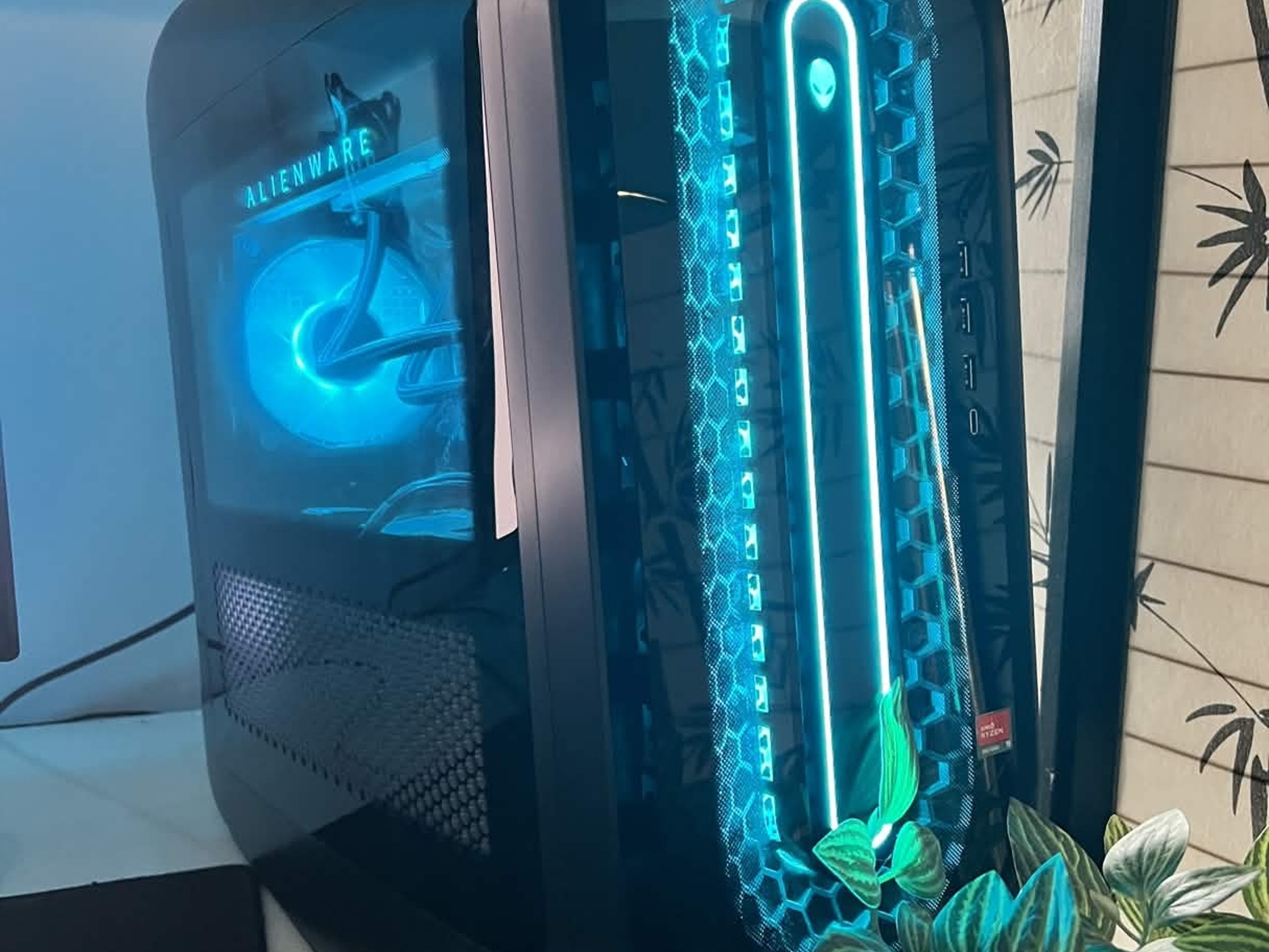 DELL ALIENWARE R15 RTX 4080 RYZEN 9 7900X 32GB DDR5 1TB SSD 2TB HDD