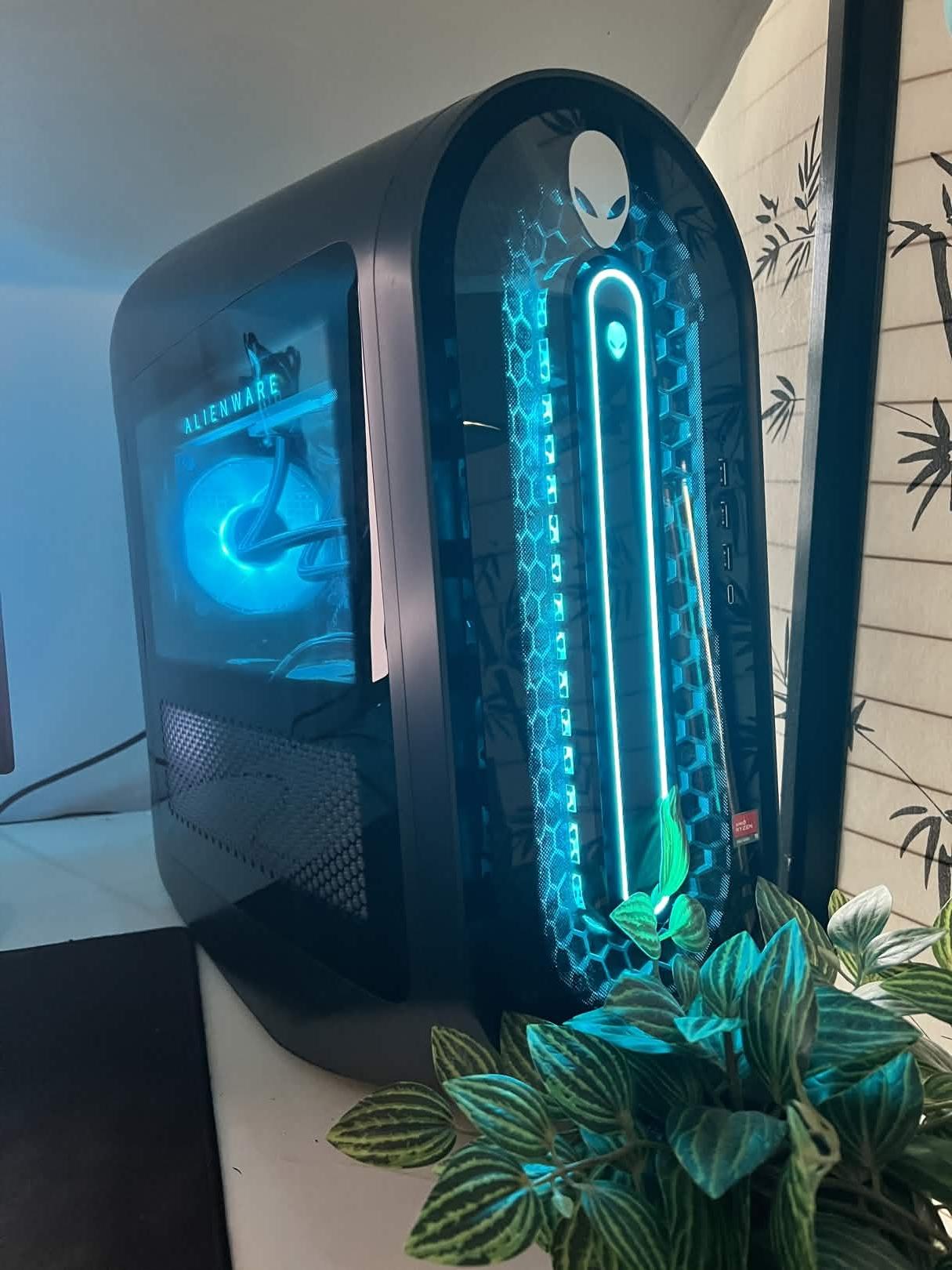 DELL ALIENWARE R15 RTX 4080 RYZEN 9 7900X 32GB DDR5 1TB SSD 2TB HDD