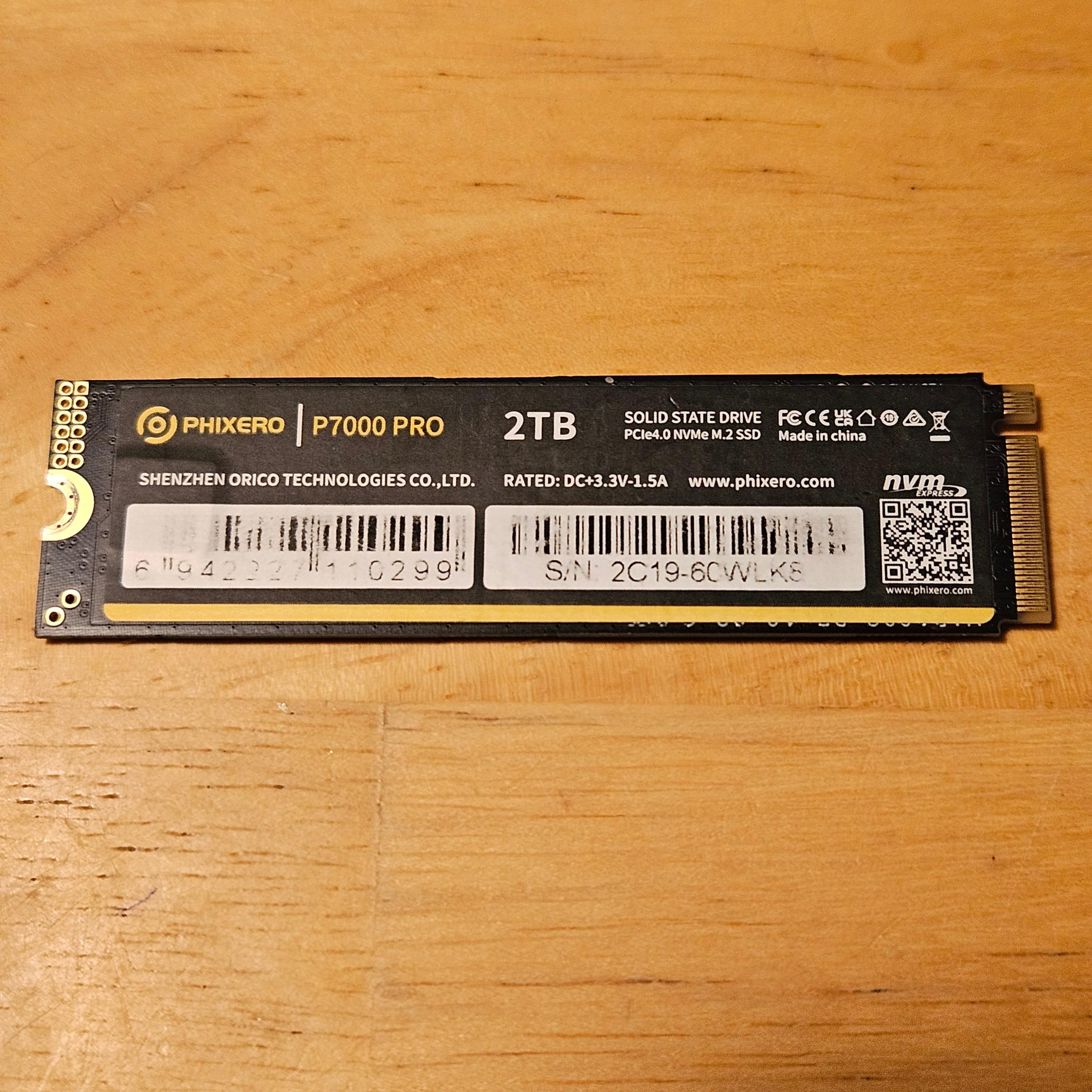 2TB Phixero P7000 Pro SSD with Heatsink