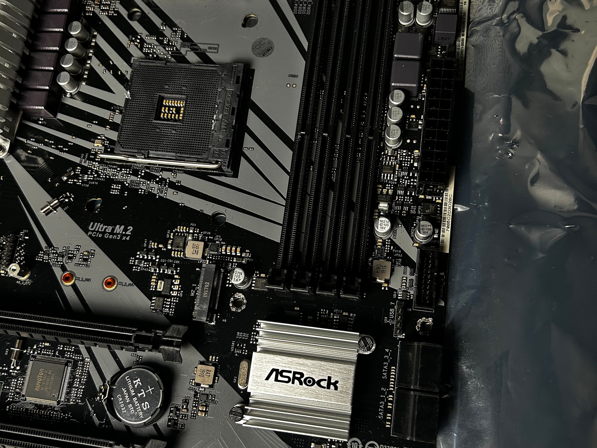 [READ] AsRock B450M/AC AM4 Motherboard 