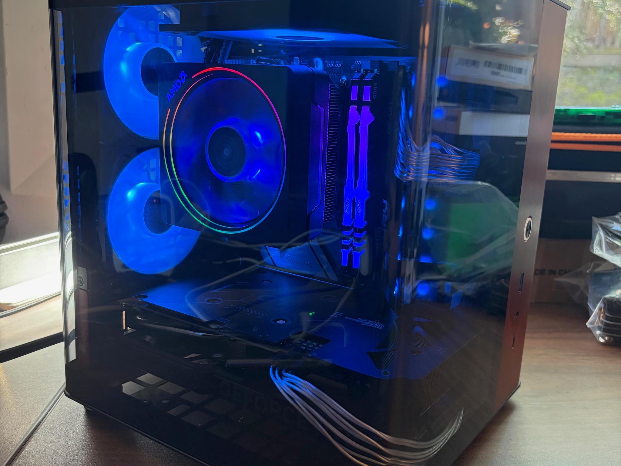 Powerful & Compact Gaming PC/Workstation: 5900x with 64GB RAM