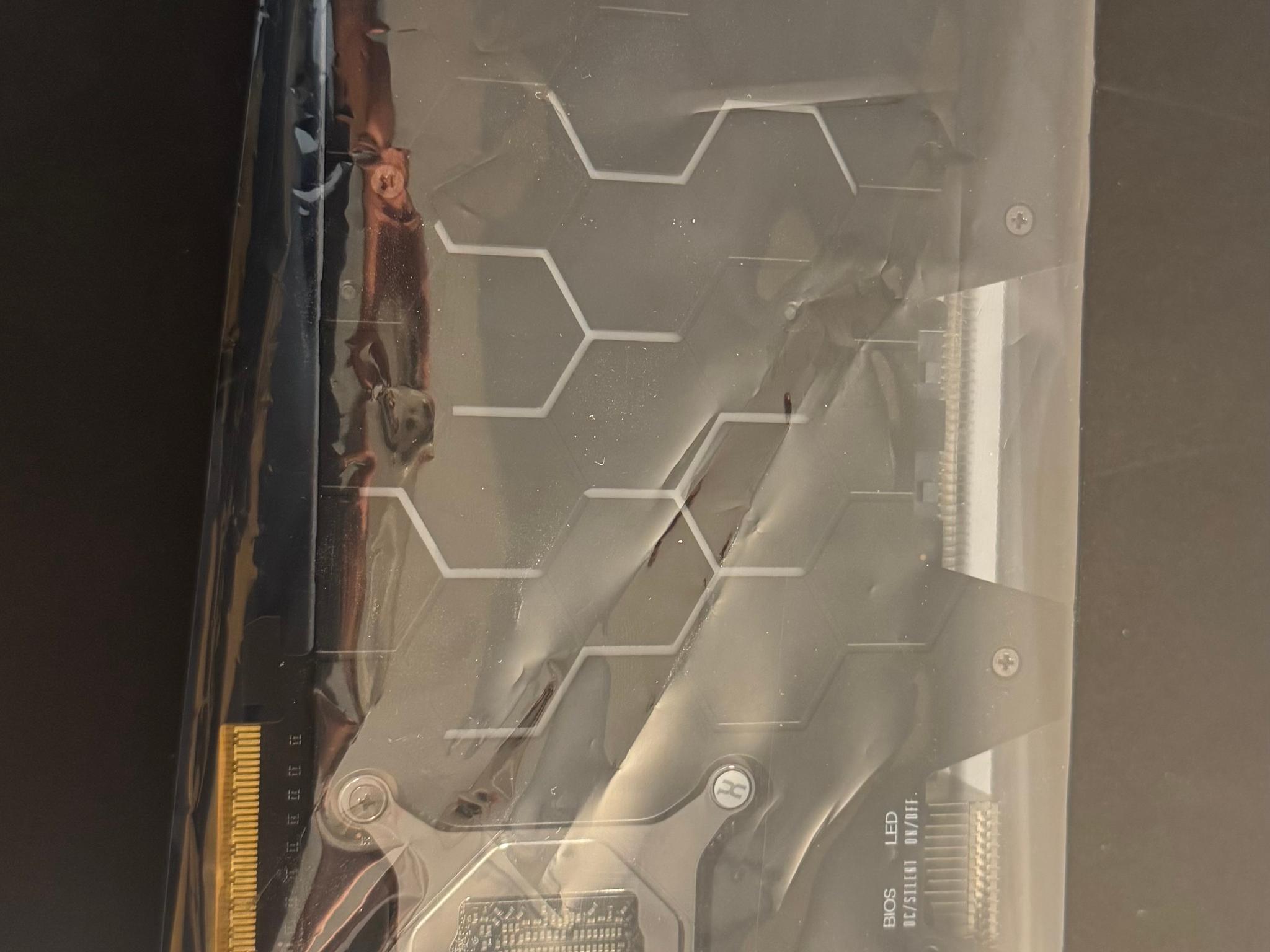 AMD Radeon RX 9070 XT - Image 2