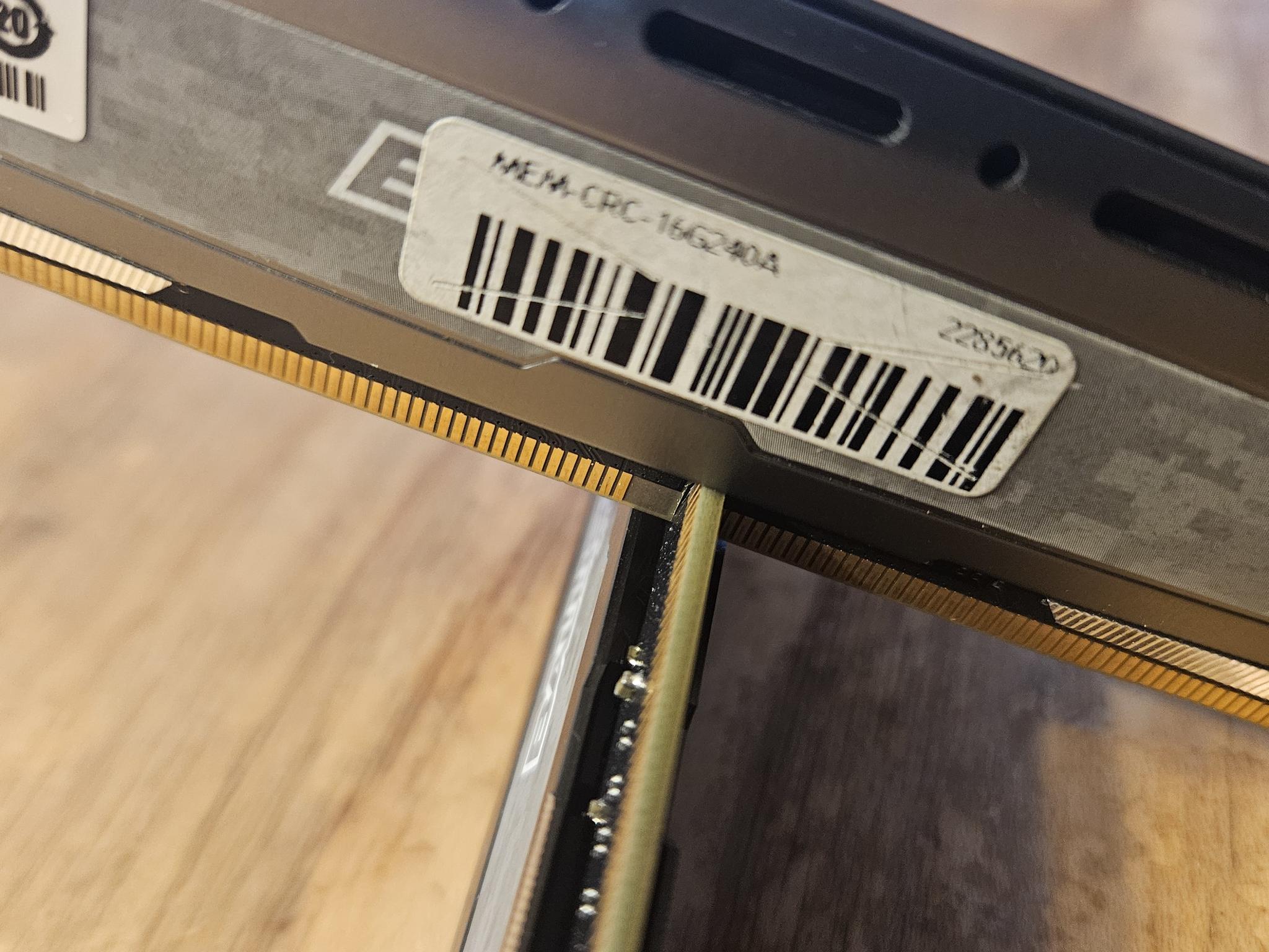Crucial ballistix 32gb 2400mhz ddr4
