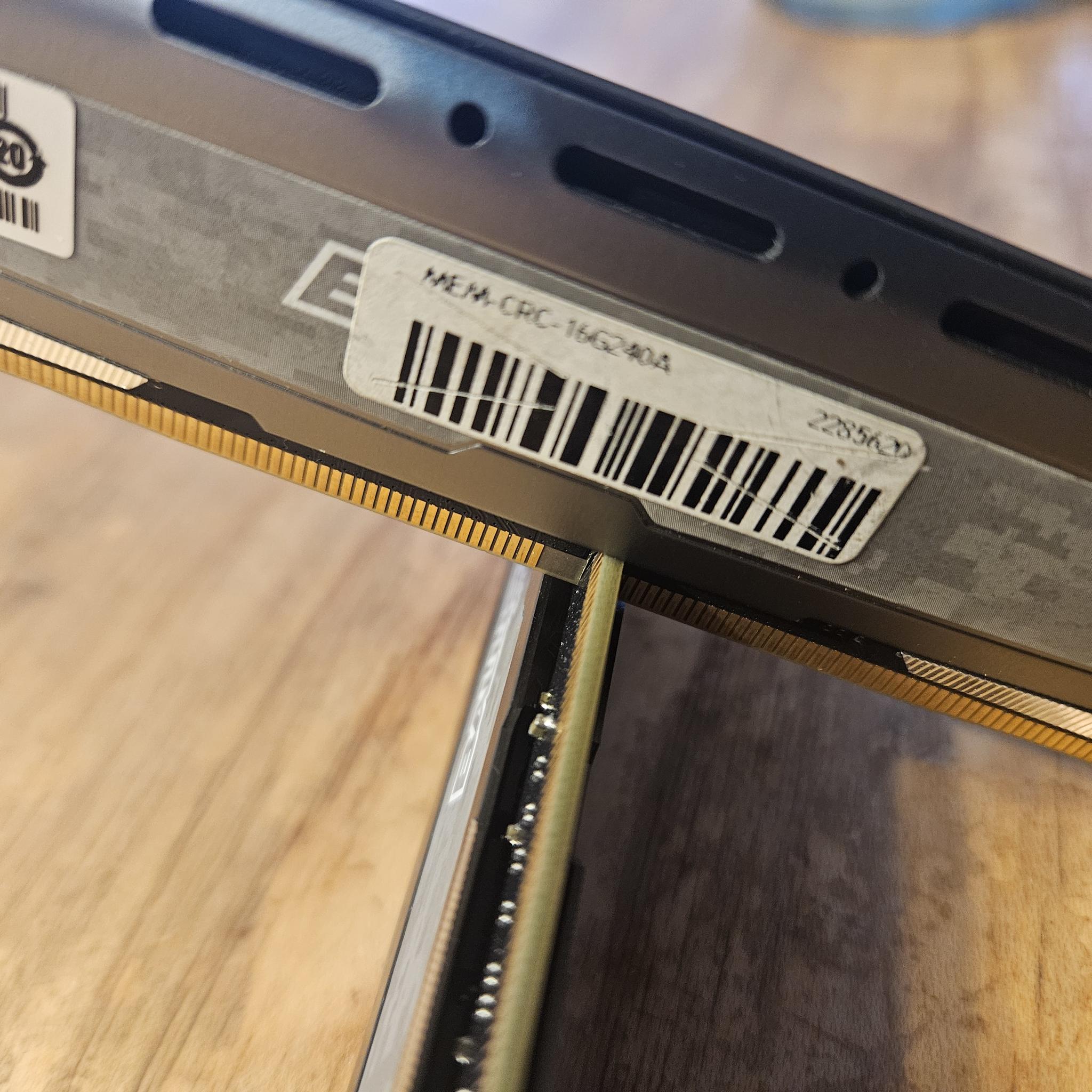 Crucial ballistix 32gb 2400mhz ddr4